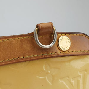 Pre-owned Louis Vuitton Brea MM Dunne Vernis M90180 shoulderbag | stylenewstar