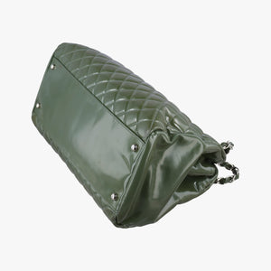 Secondhand Chanel Mademoiselle Bowling Green Patent A50558 shoulderbag | stylenewstar