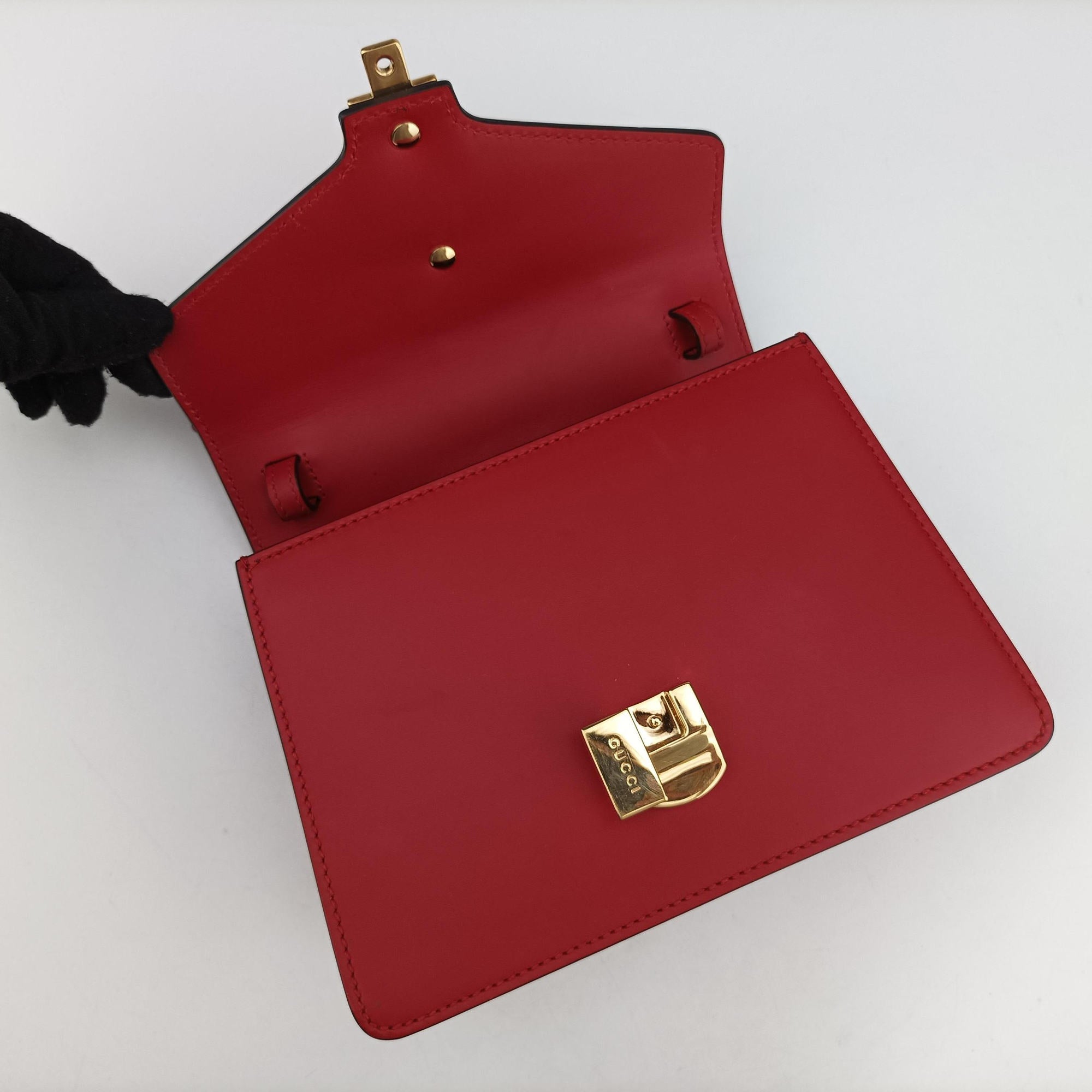 Secondhand Gucci Sylvie Red Leather 470270 shoulderbag | stylenewstar