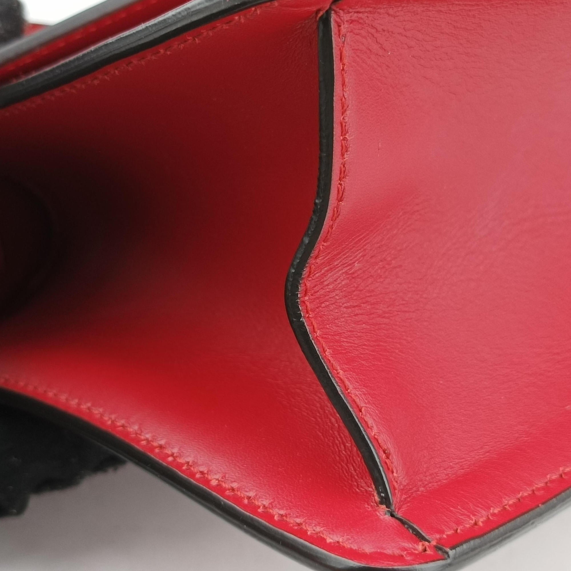Secondhand Gucci Sylvie Red Leather 470270 shoulderbag | stylenewstar