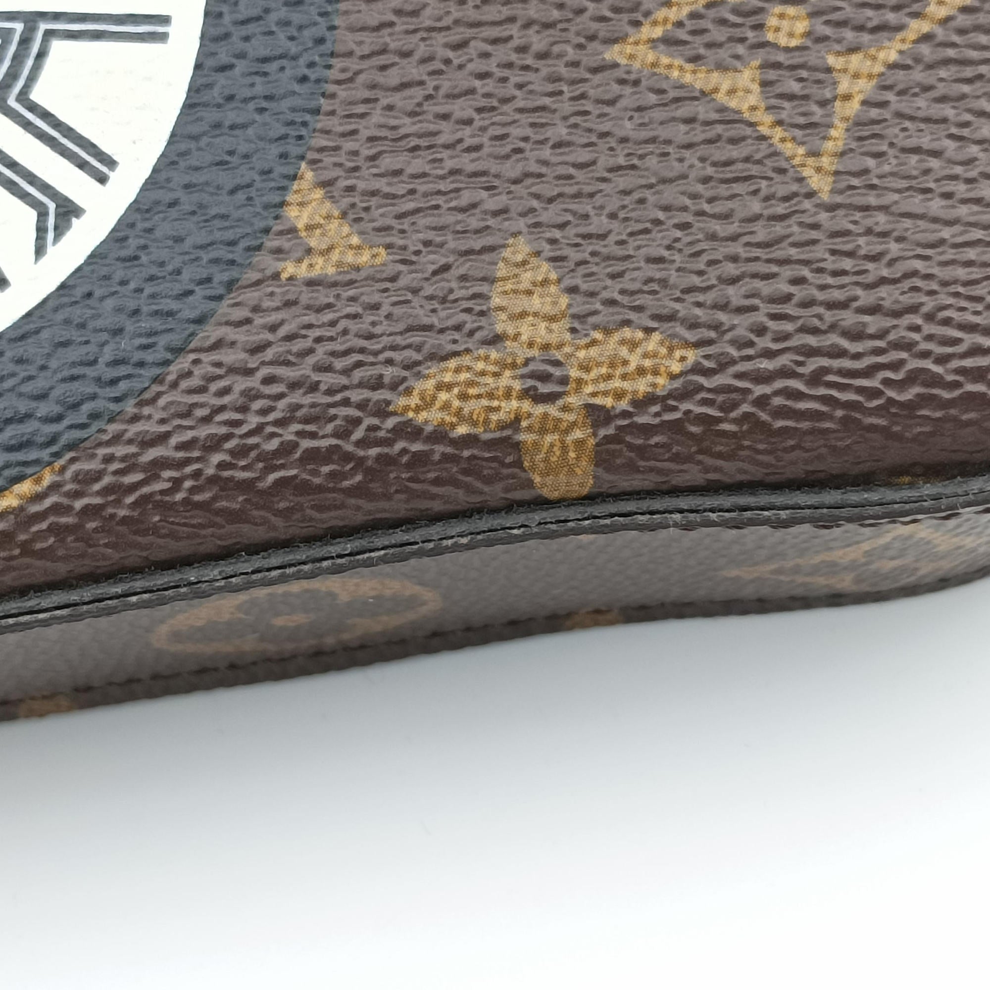 Vintage Louis Vuitton Felicie Pochette Brown×Multicolor Monogram Canvas M62145 shoulderbag | stylenewstar