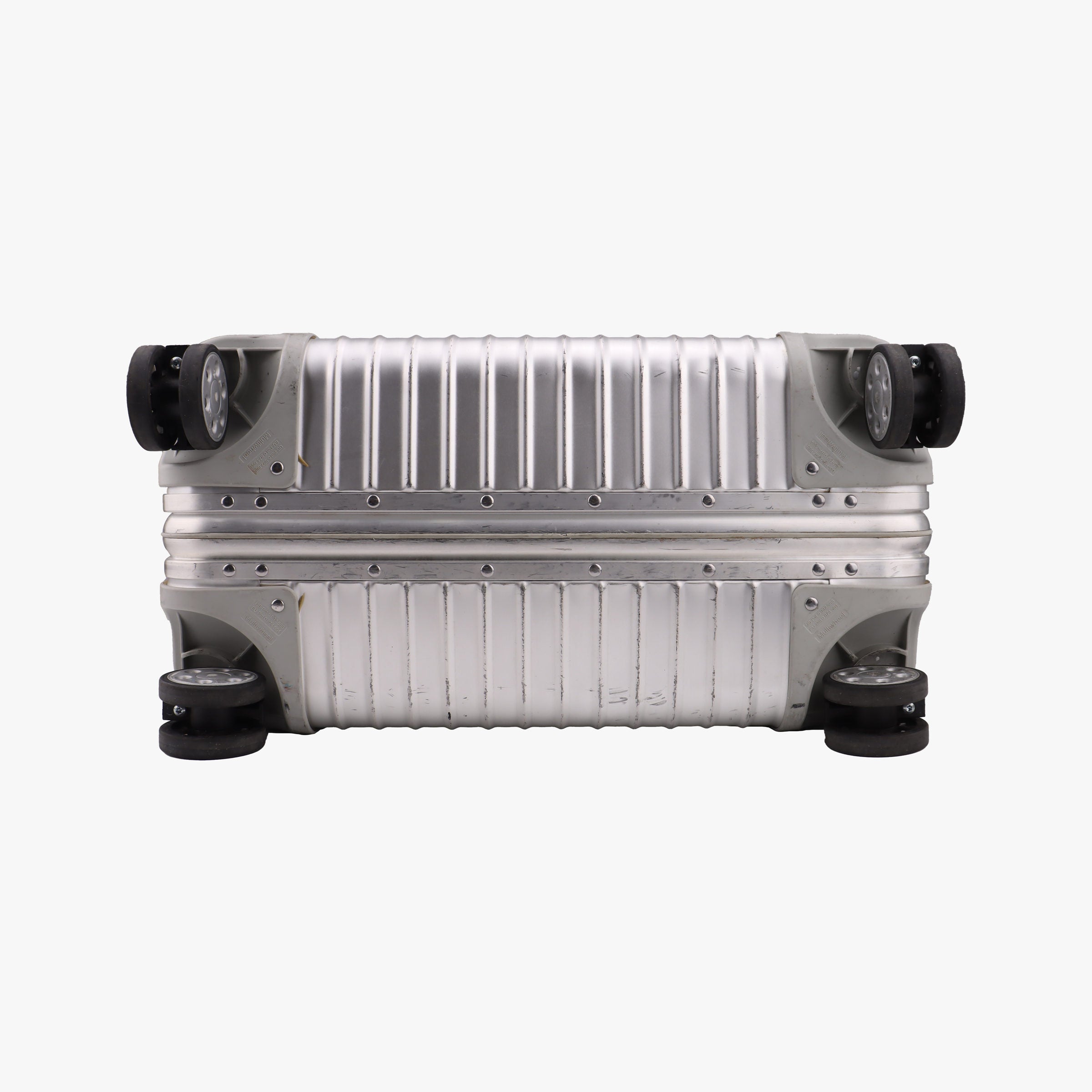 Pre-owned RIMOWA TOPAS Silver aluminum  suitcase | stylenewstar