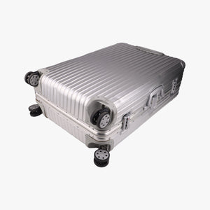 Pre-owned RIMOWA TOPAS Silver aluminum  suitcase | stylenewstar