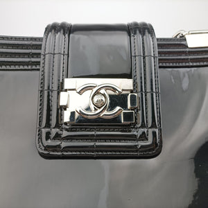 Secondhand Chanel Jetsetter Boy Shopping Tote Black Enamel A67019 shoulderbag | stylenewstar