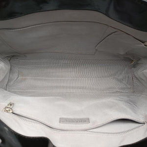 Secondhand Chanel Jetsetter Boy Shopping Tote Black Enamel A67019 shoulderbag | stylenewstar