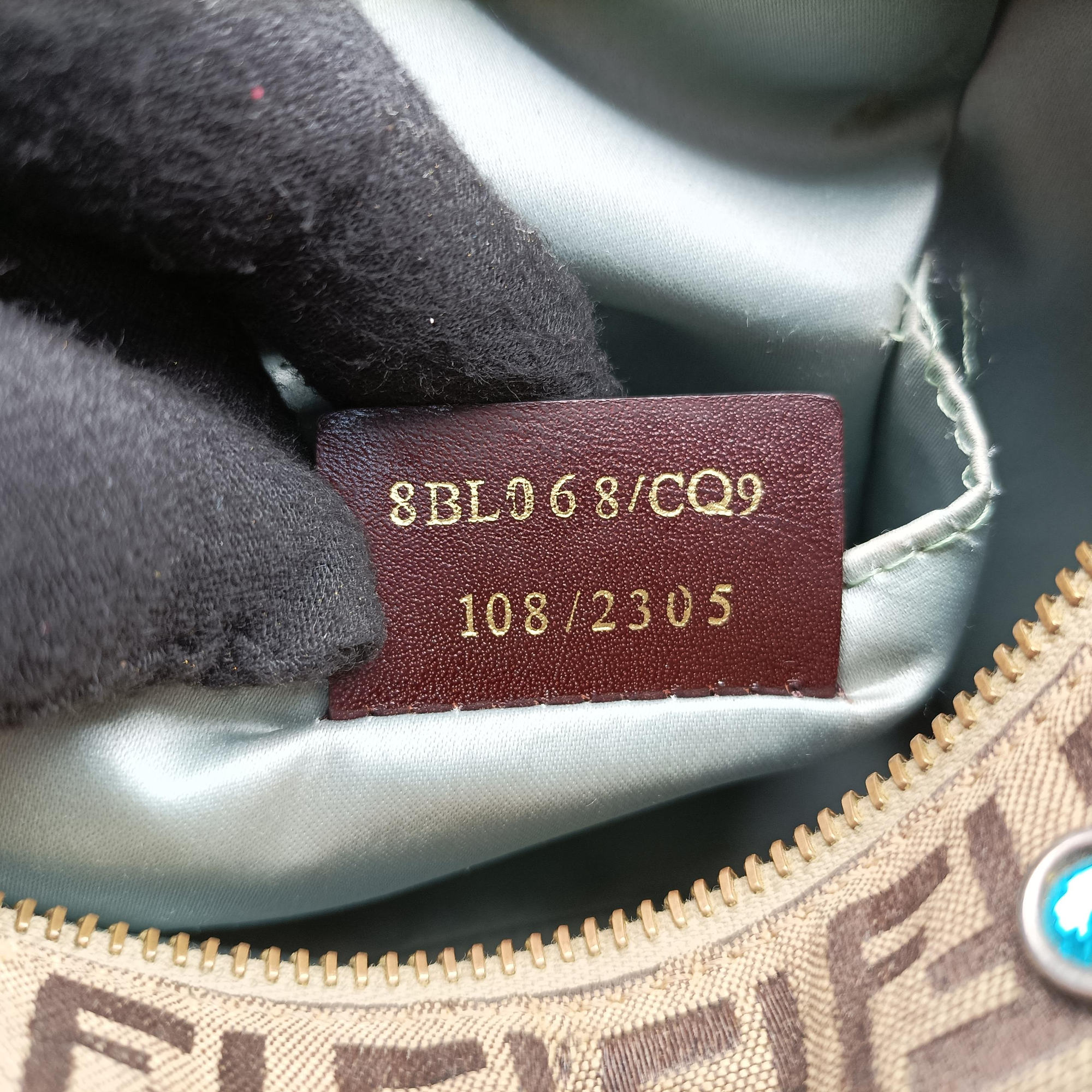 Pre-owned Fendi Zucchino Glitter Logo Multicolour canvas 8BL068 handbag | stylenewstar