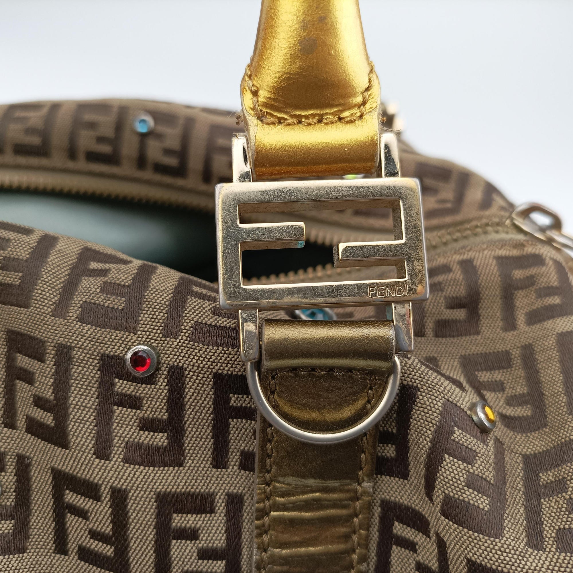 Pre-owned Fendi Zucchino Glitter Logo Multicolour canvas 8BL068 handbag | stylenewstar