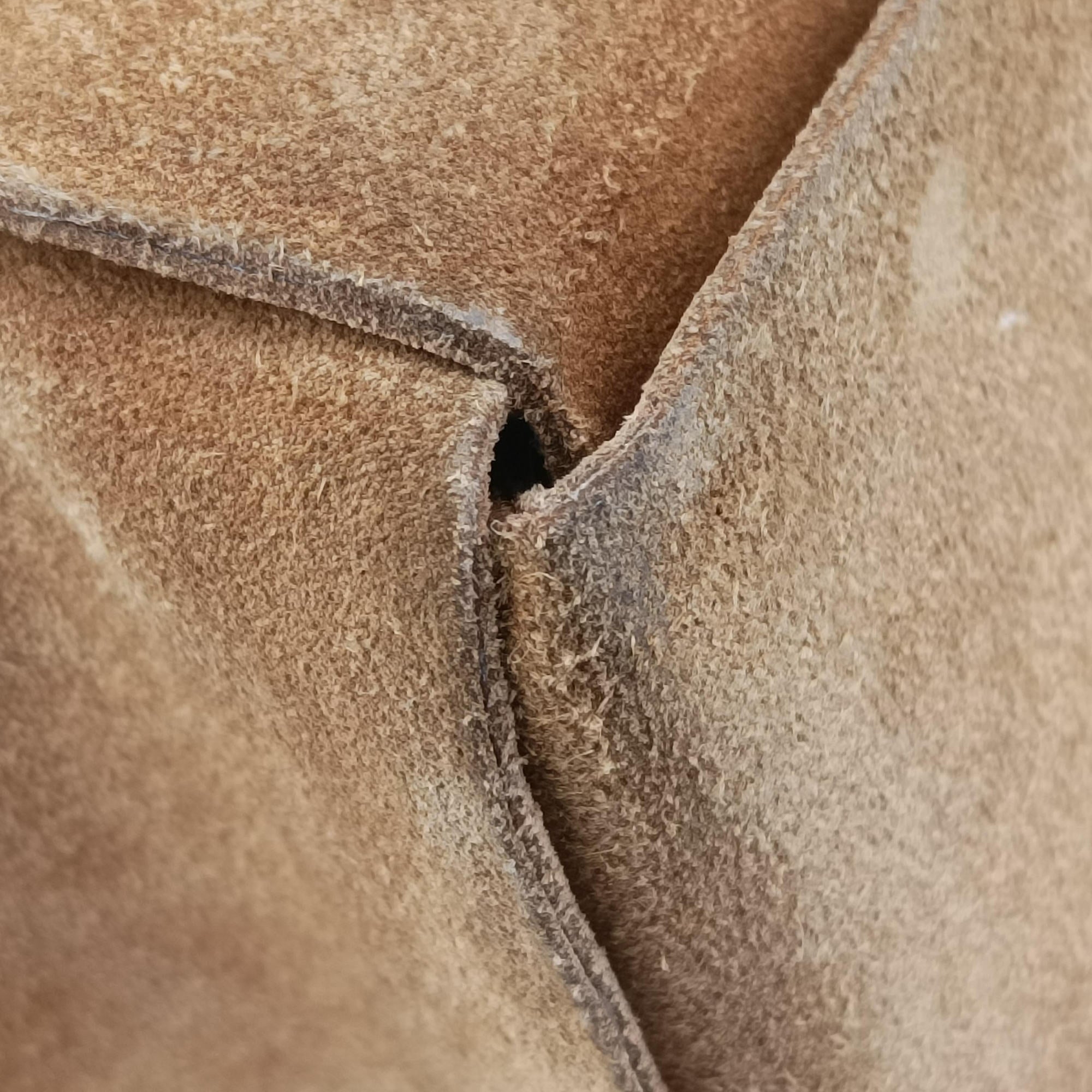 Vintage Bottega Veneta THE ARCO Tote middle Brown Suede  handbag | stylenewstar
