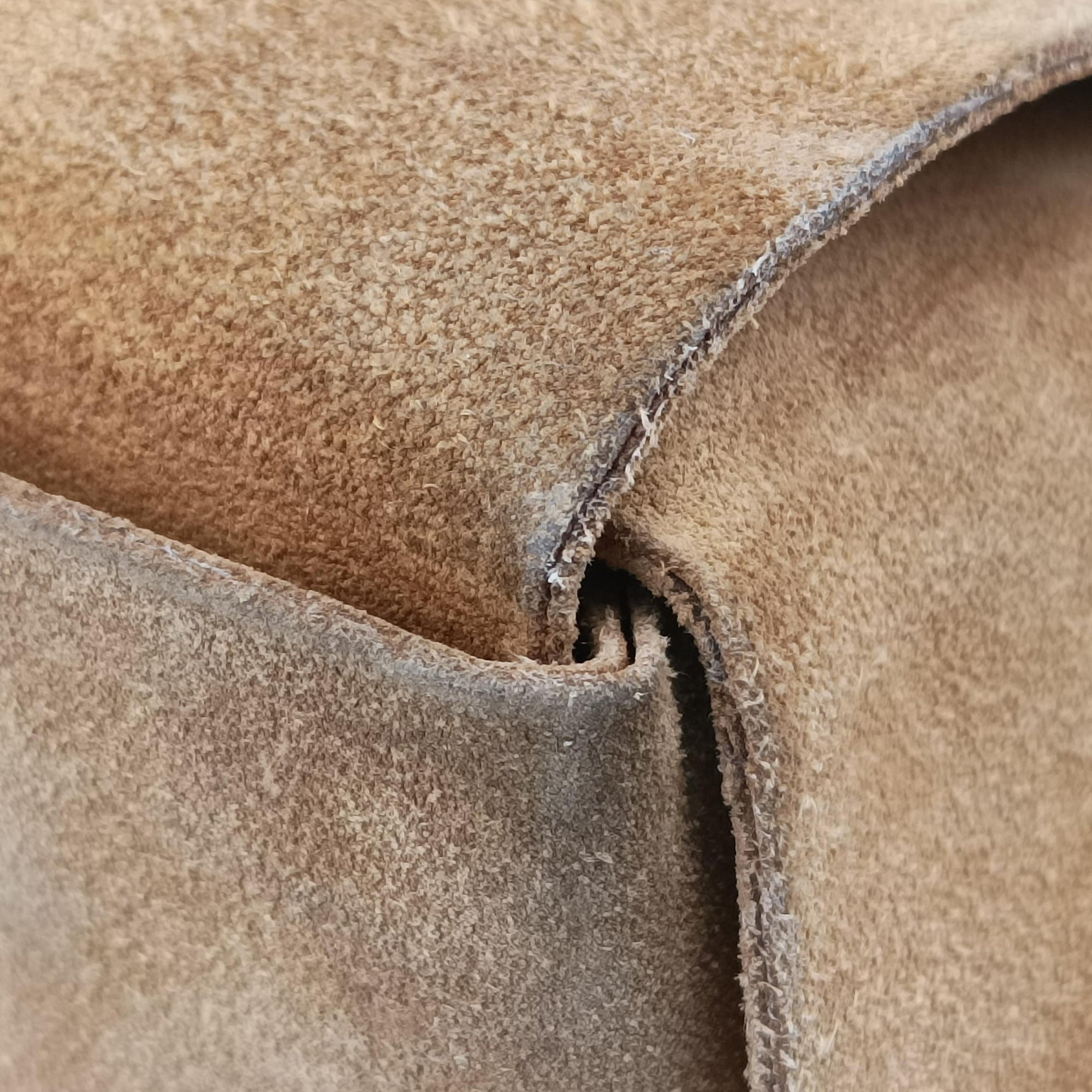 Vintage Bottega Veneta THE ARCO Tote middle Brown Suede  handbag | stylenewstar