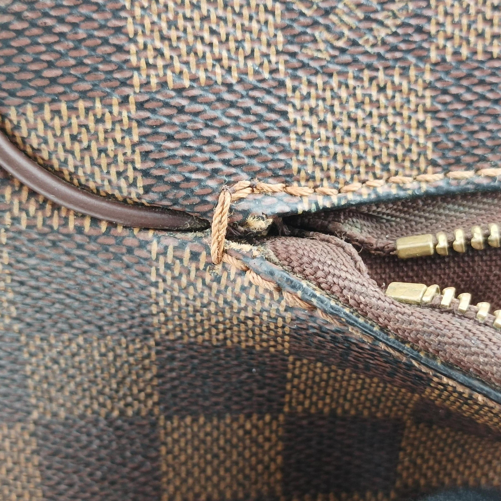 Secondhand Louis Vuitton OLAV MM EBENE Damier Canvas N41441 shoulderbag | stylenewstar