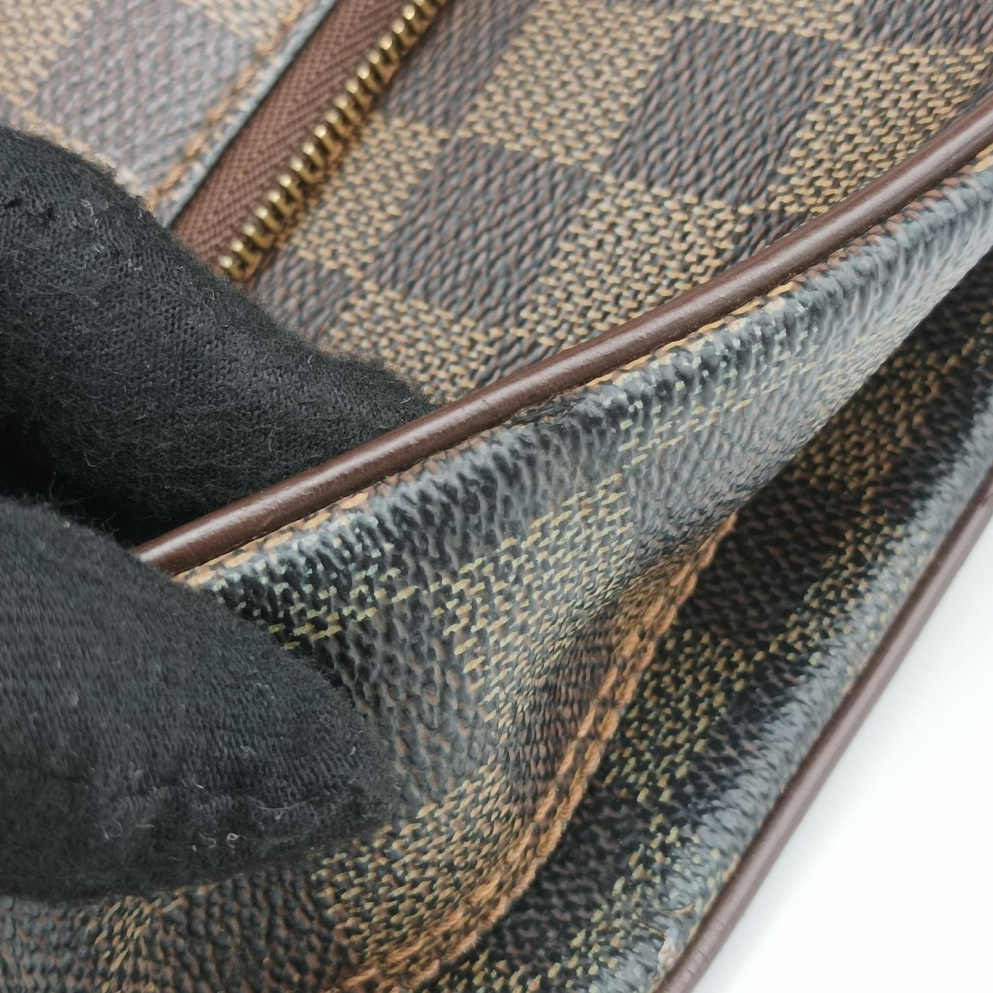 Secondhand Louis Vuitton OLAV MM EBENE Damier Canvas N41441 shoulderbag | stylenewstar