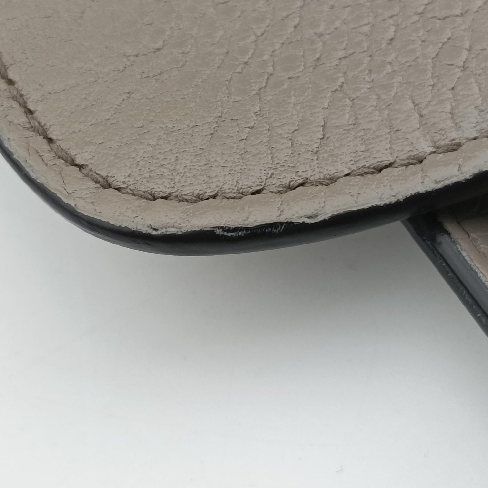Pre-owned Gucci Bamboo Daily Grey Leather 370826 shoulderbag | stylenewstar