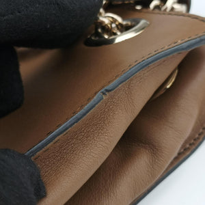 Pre-owned Gucci Emily Brown Leather 295403 shoulderbag | stylenewstar