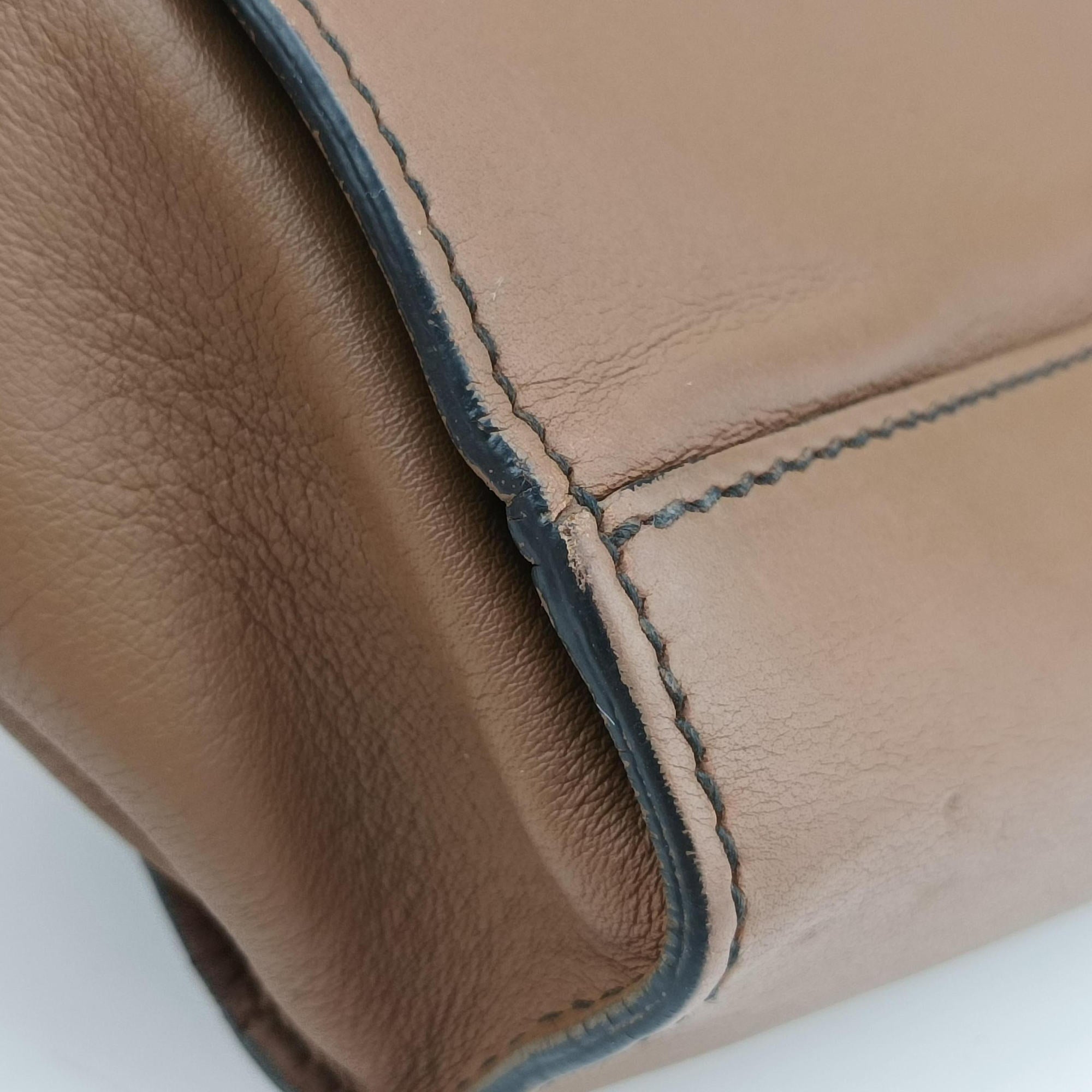 Pre-owned Gucci Emily Brown Leather 295403 shoulderbag | stylenewstar