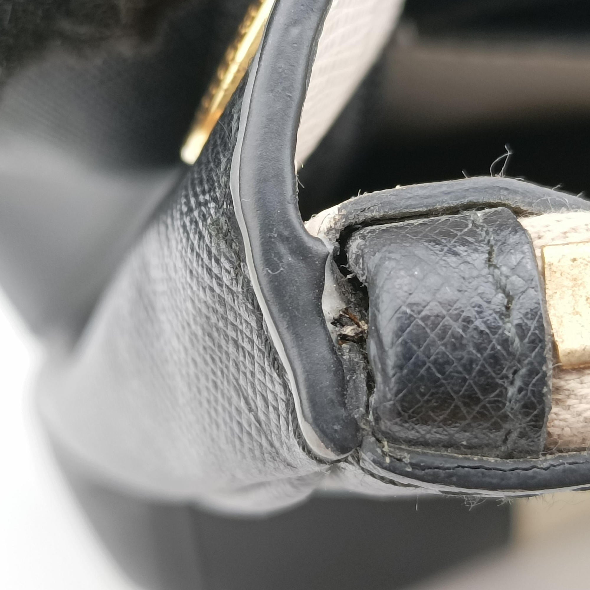 Pre-owned Prada Galleria Ivory × Black SAFFIANO Leather B2274C handbag | stylenewstar