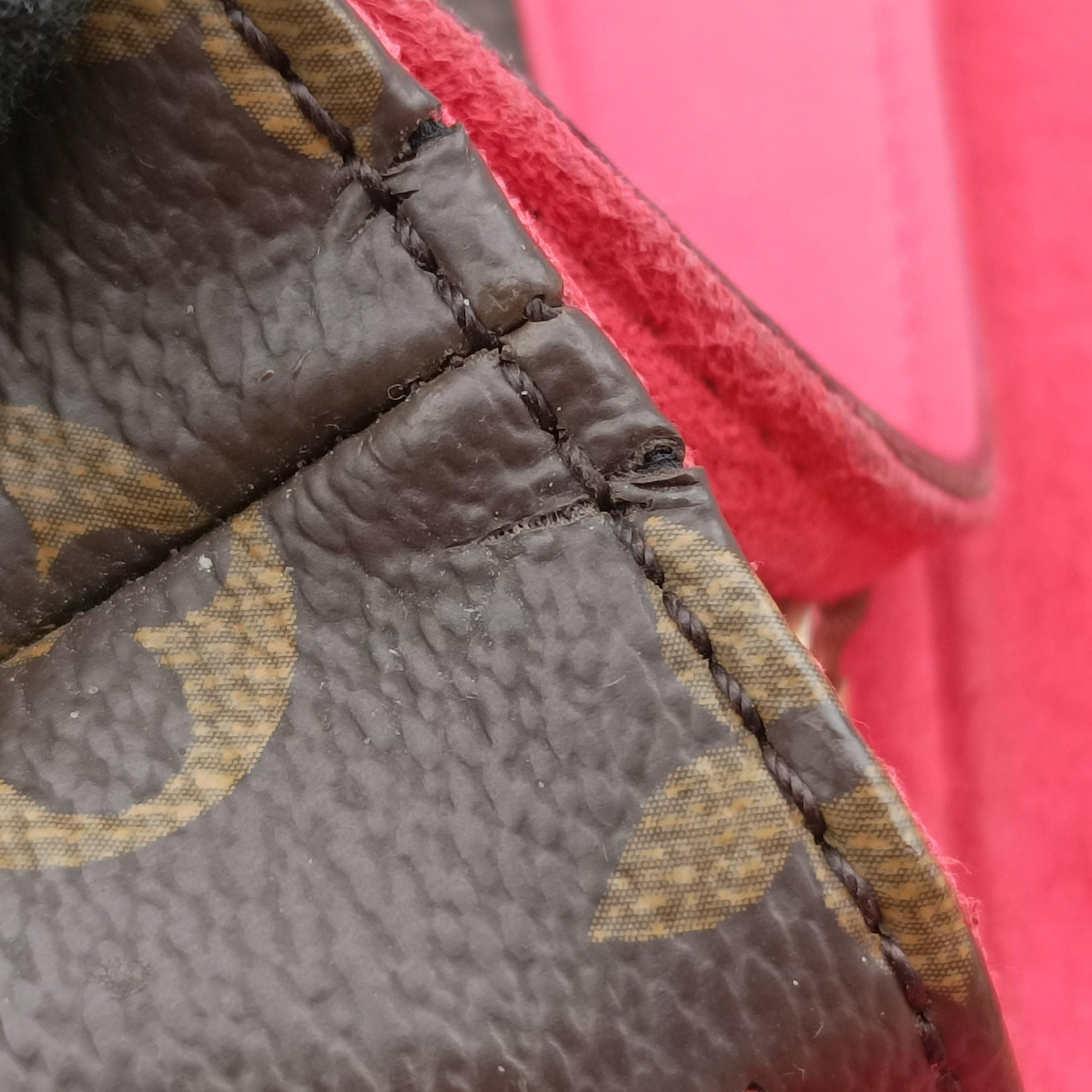 Vintage Louis Vuitton PALLAS Chain Brown×Poppy Petal Monogram Canvas×calf leather M41741 shoulderbag | stylenewstar