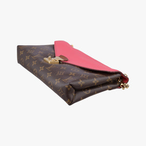 Vintage Louis Vuitton PALLAS Chain Brown×Poppy Petal Monogram Canvas×calf leather M41741 shoulderbag | stylenewstar