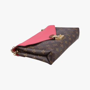 Vintage Louis Vuitton PALLAS Chain Brown×Poppy Petal Monogram Canvas×calf leather M41741 shoulderbag | stylenewstar