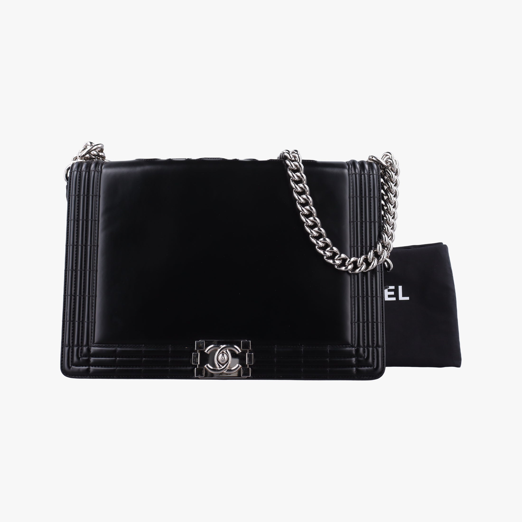 Pre-owned Chanel BOY CHANEL Black Enamel Leather A67021 shoulderbag | stylenewstar