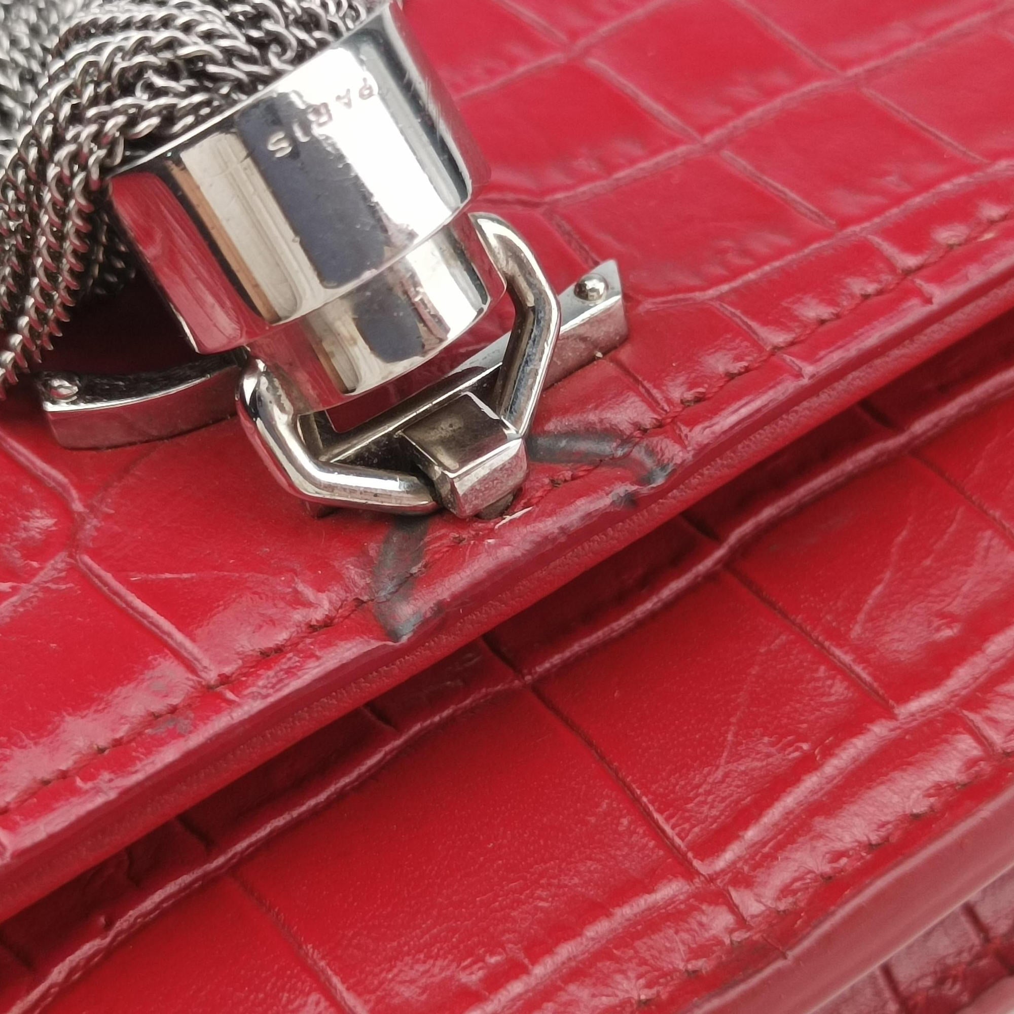 Pre-owned Yves Saint Laurent KATE Red Leather 452159 shoulderbag | stylenewstar