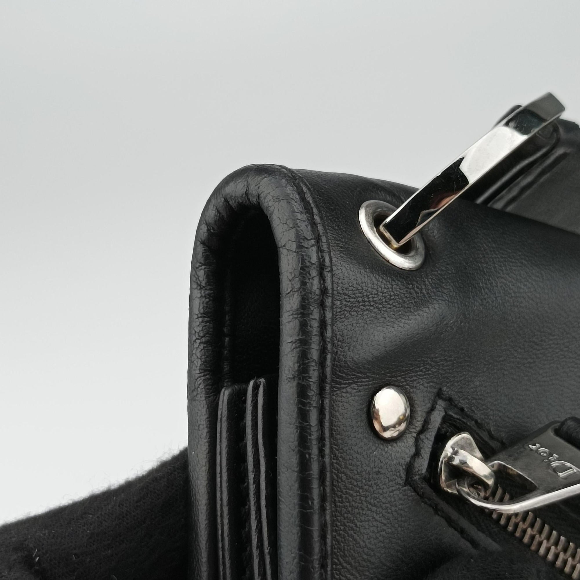 Pre-owned Christian Dior Admit It Corset Hobo Black Leather  handbag | stylenewstar