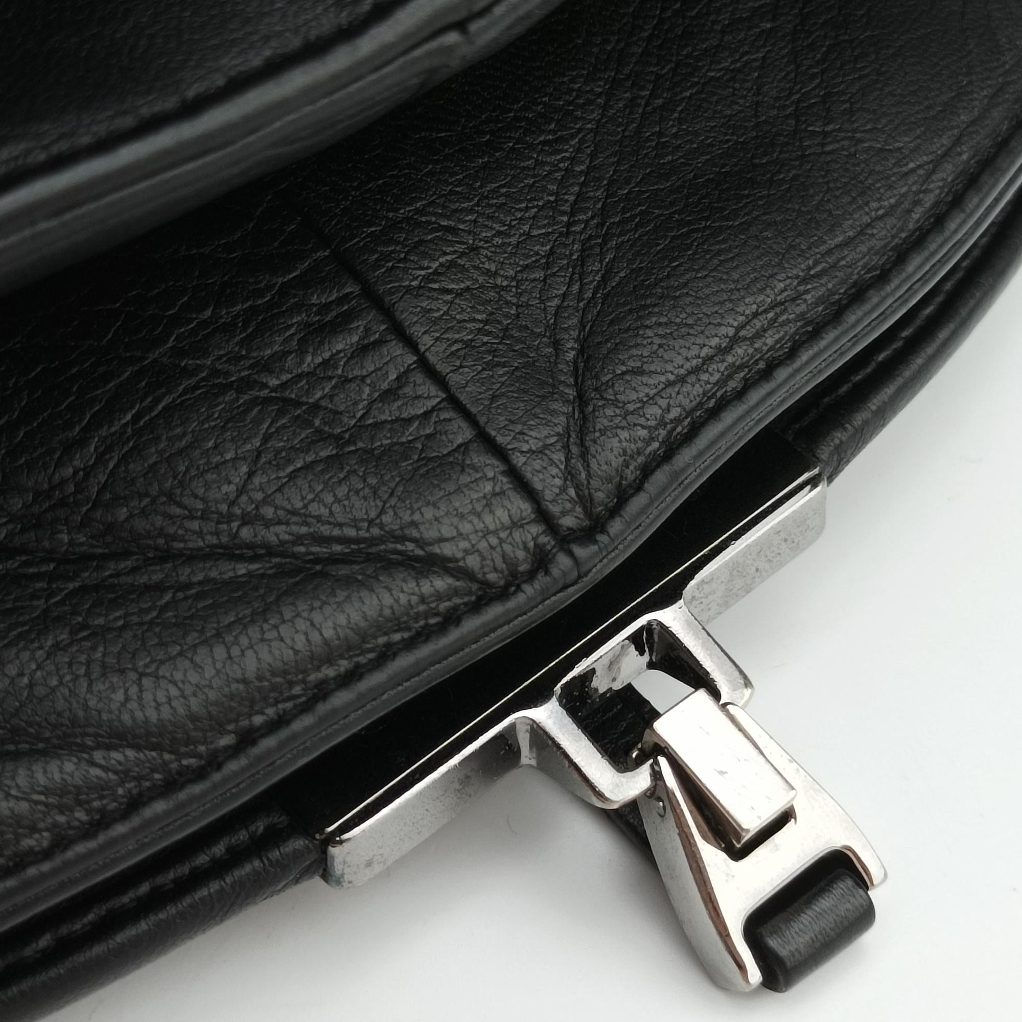 Pre-owned Christian Dior Admit It Corset Hobo Black Leather  handbag | stylenewstar
