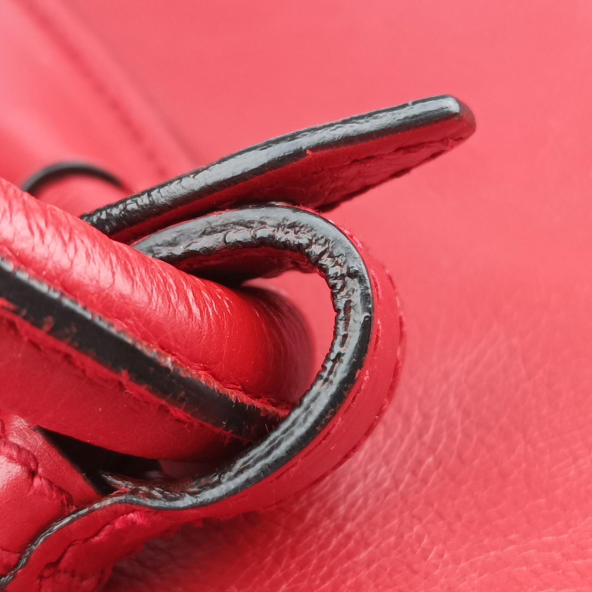 Secondhand Prada Twin Pocket Winged Tote Red Leather BN2619 shoulderbag | stylenewstar