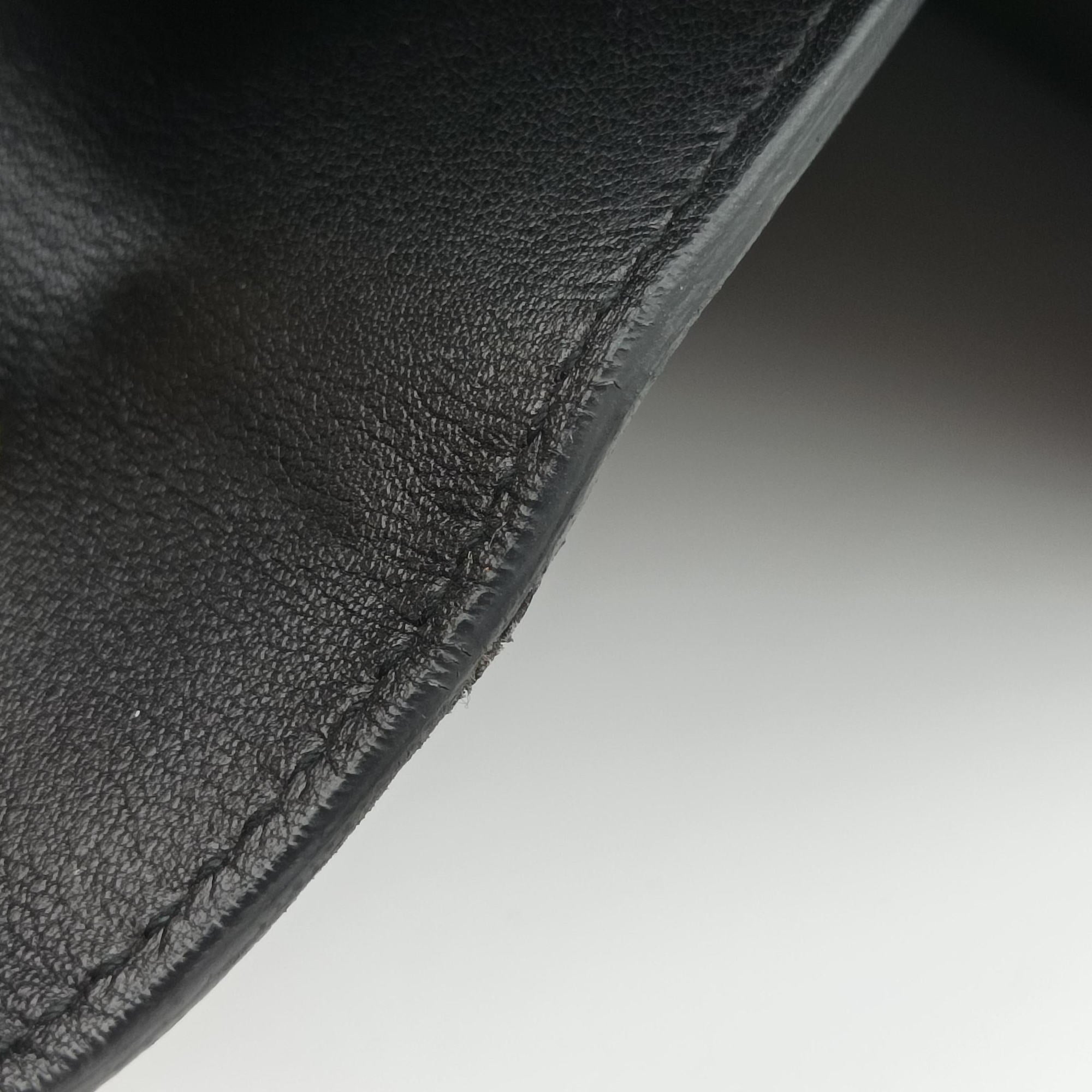 Pre-owned Gucci Emily Black Leather 295402 shoulderbag | stylenewstar