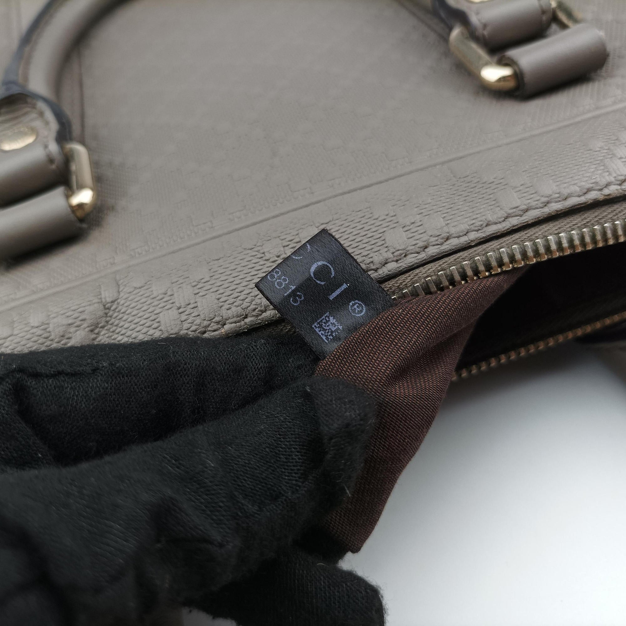 Vintage Gucci Diamante Grey leather 208463 shoulderbag | stylenewstar