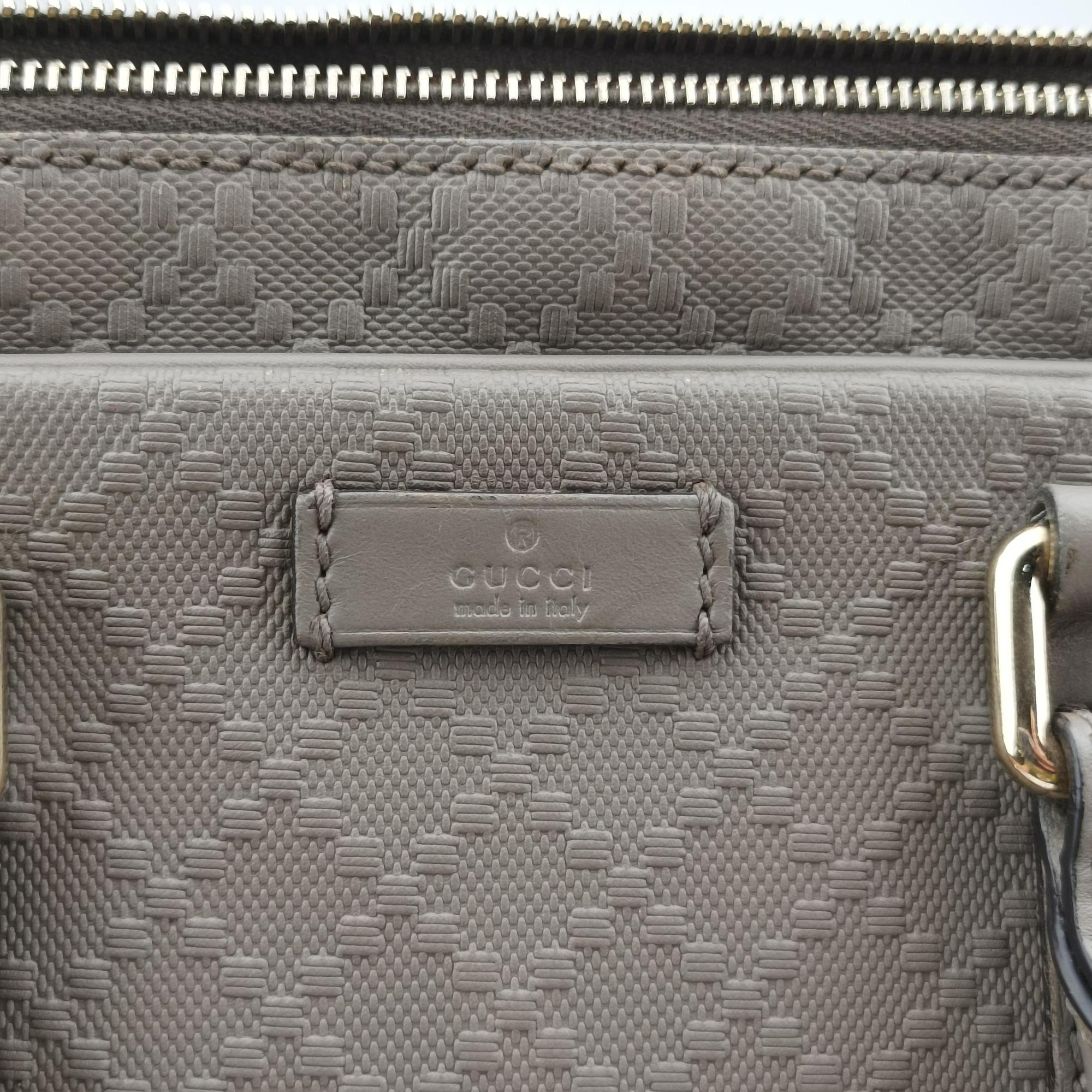 Vintage Gucci Diamante Grey leather 208463 shoulderbag | stylenewstar