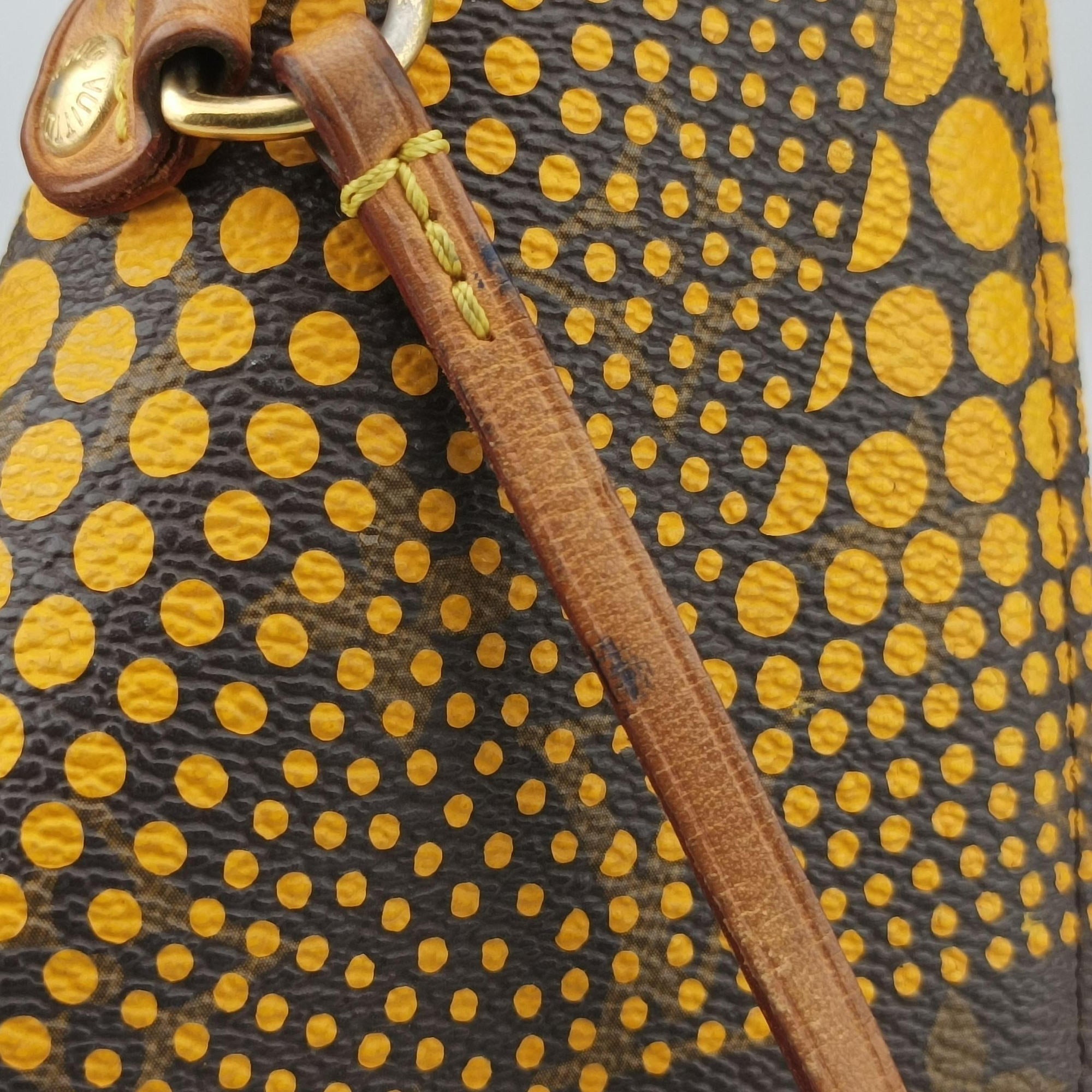 Vintage Louis Vuitton Neverfull MM MARRON × JAUNE Monogram Wave Dot Canvas M40685 handbag | stylenewstar
