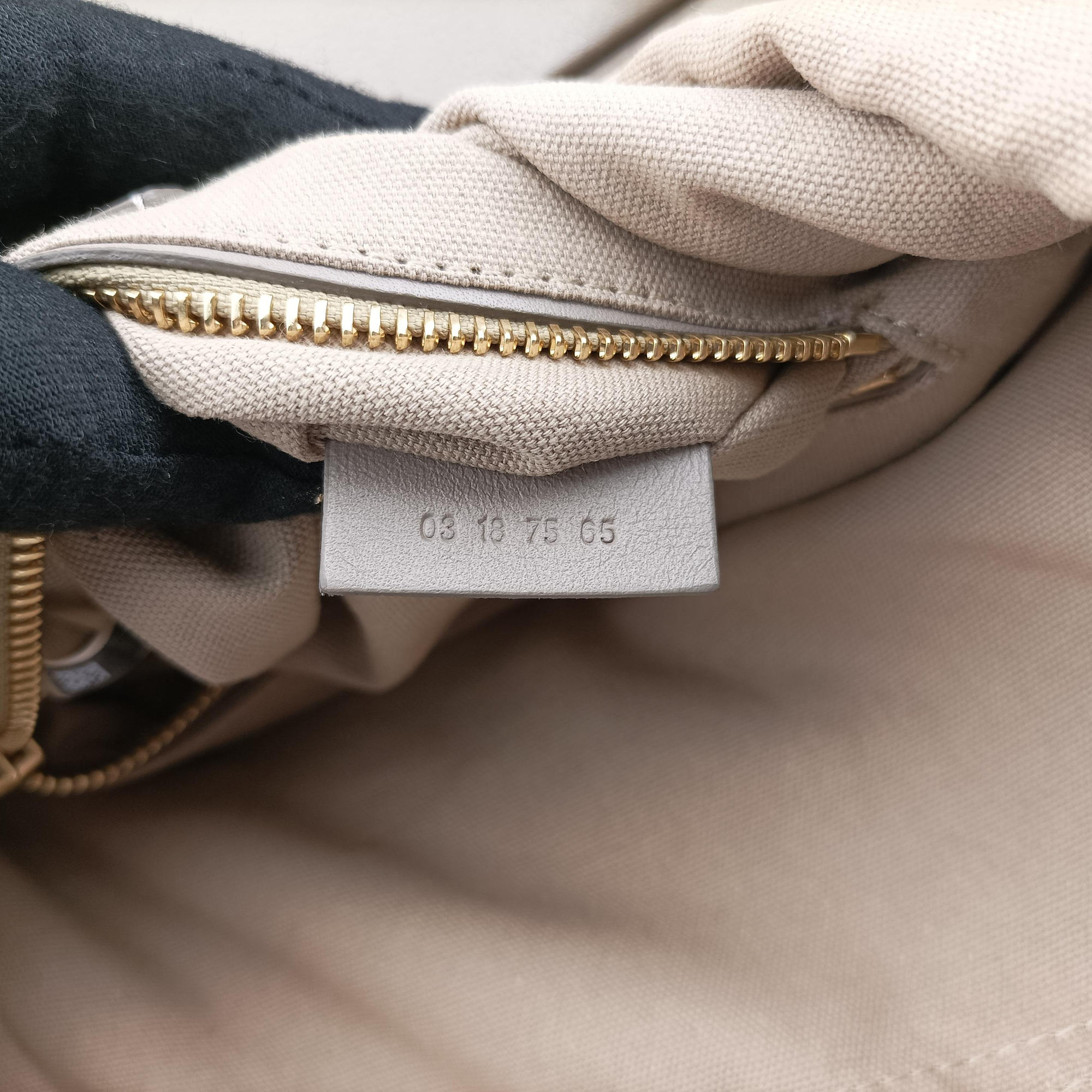 Pre-owned Chloe ROY Beige Leather  shoulderbag | stylenewstar