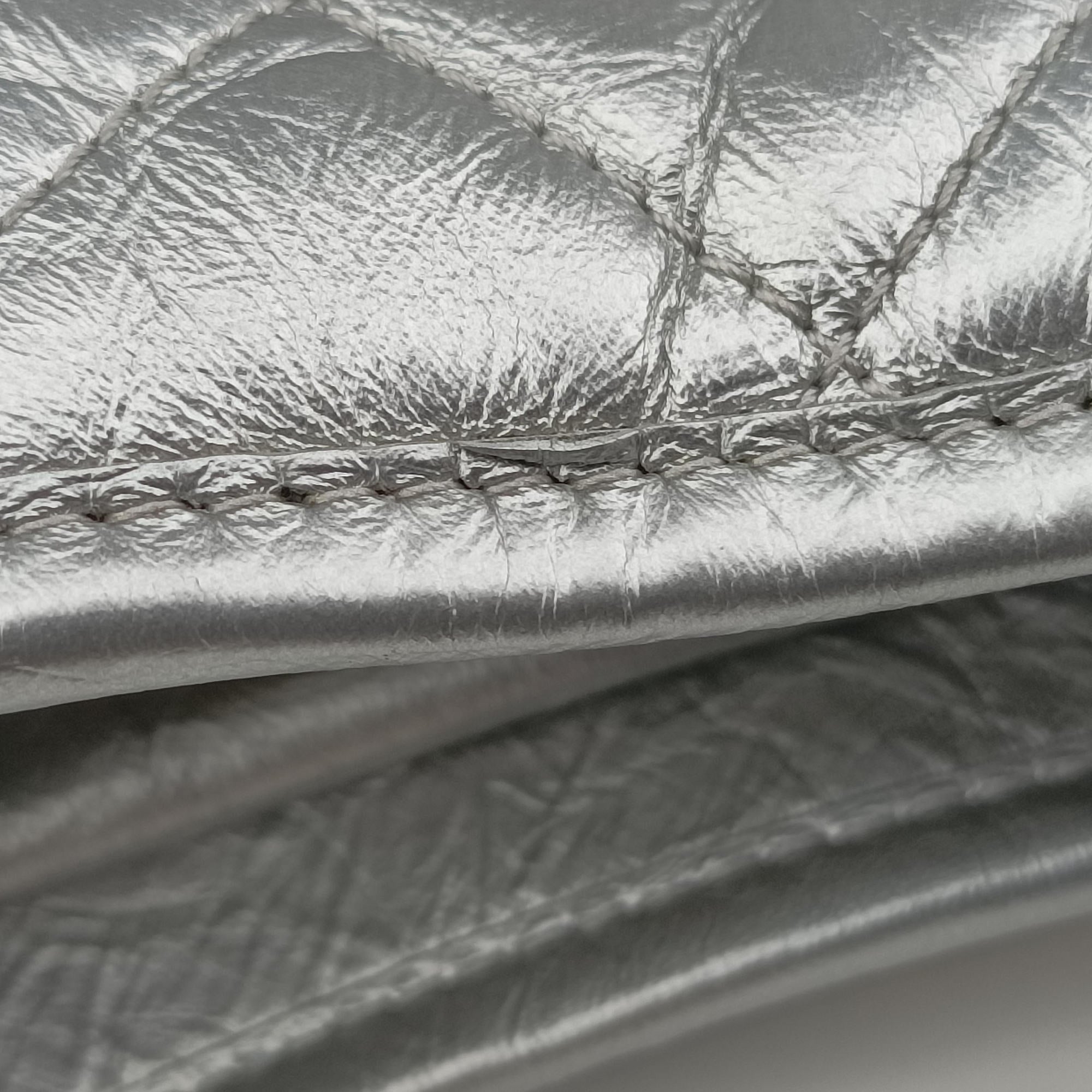 Pre-owned Chanel GABRIELLE Silver Leather A93825 shoulderbag | stylenewstar