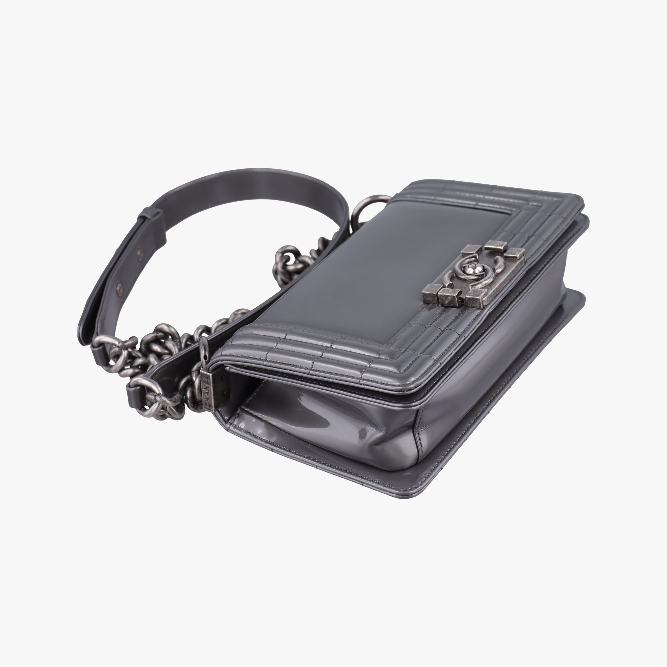 Pre-owned Chanel BOY CHANEL gray Leather A67017 shoulderbag | stylenewstar