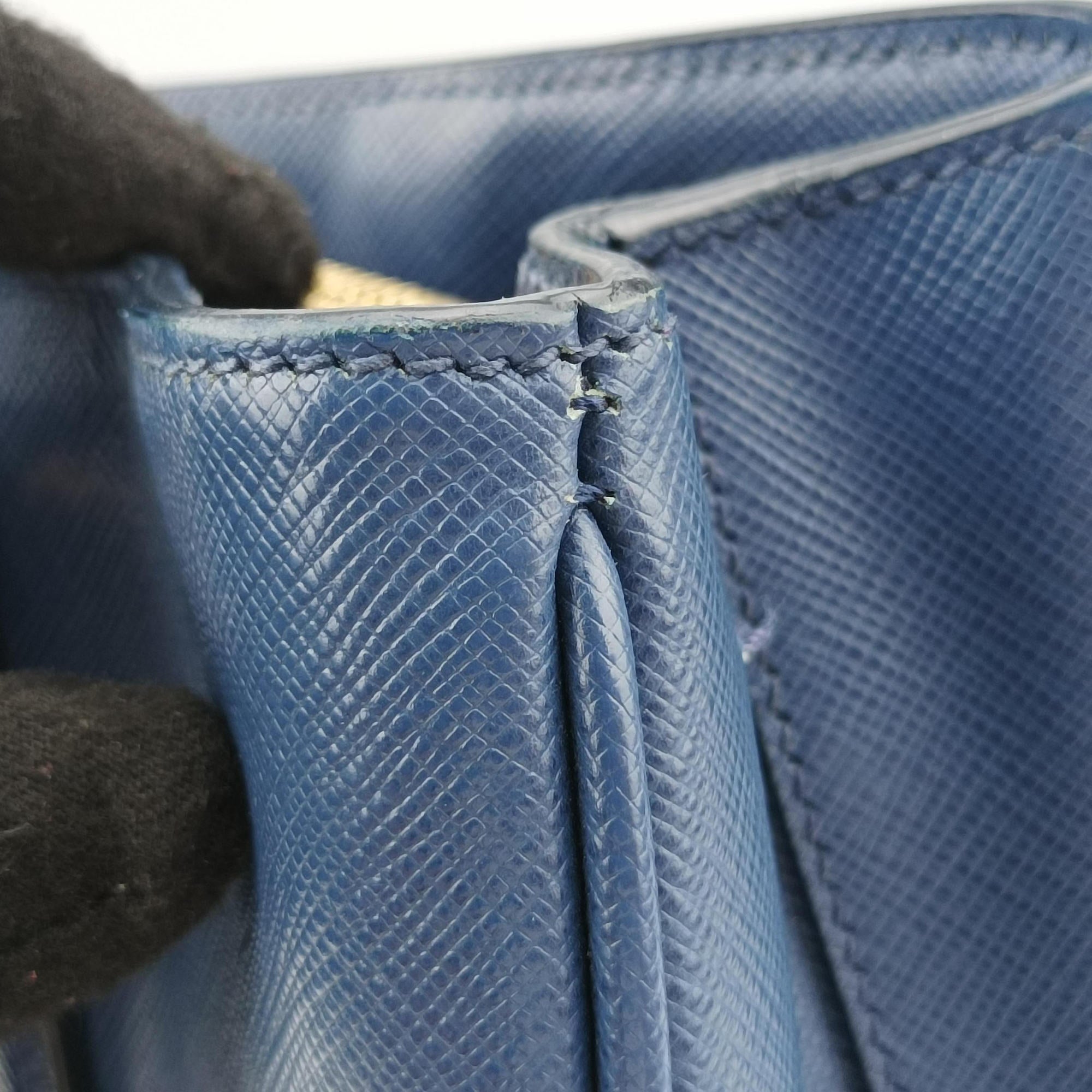 Vintage Prada Galleria Blue SAFFIANO Leather BN2274 handbag | stylenewstar