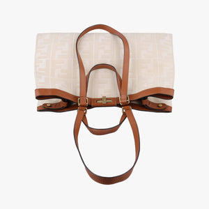 Pre-owned Fendi Peekaboo Beige canvas 8BH374 shoulderbag | stylenewstar