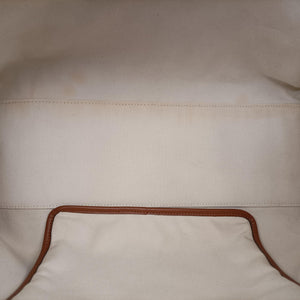 Pre-owned Fendi Peekaboo Beige canvas 8BH374 shoulderbag | stylenewstar