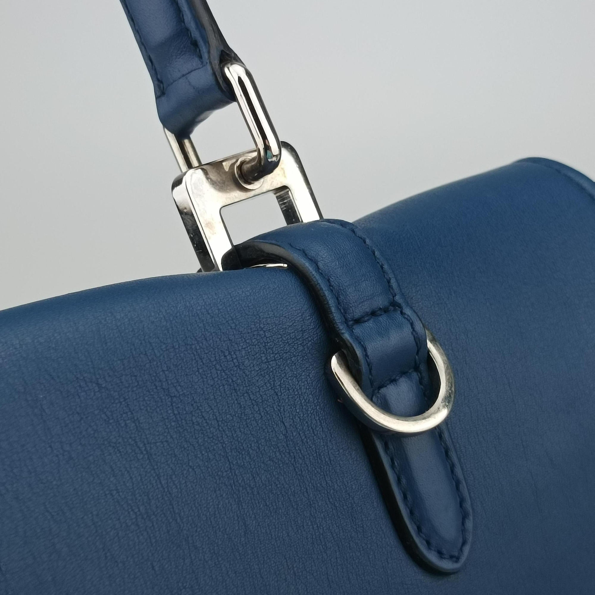 Pre-owned Prada Half Flap Double Turn Lock Blue SAFFIANO Leather BN2821 shoulderbag | stylenewstar