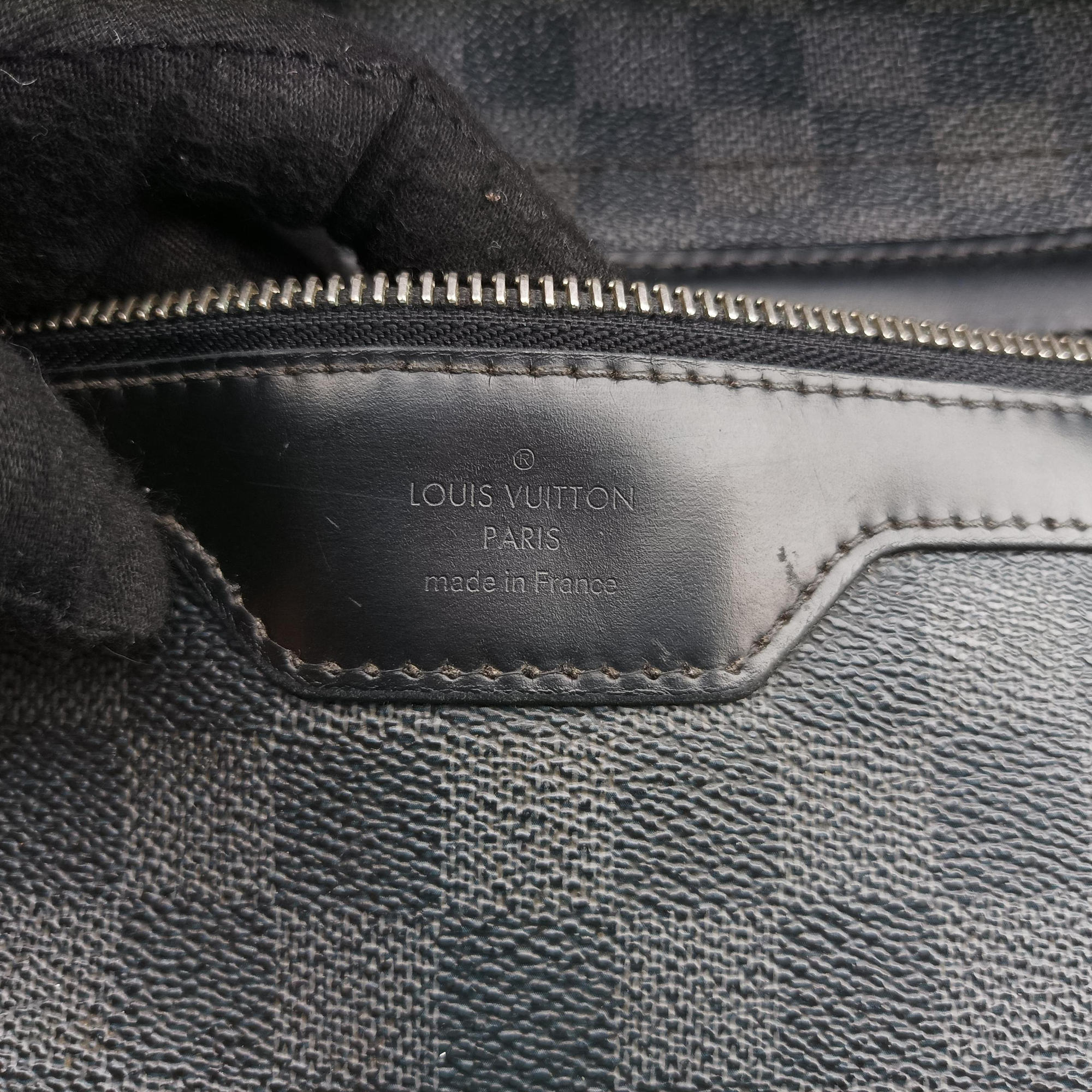 Pre-owned Louis Vuitton DANIEL MM Noir Damier GRAPHITE N58029 shoulderbag | stylenewstar