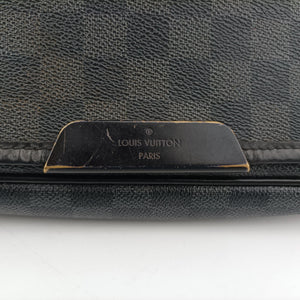 Pre-owned Louis Vuitton DANIEL MM Noir Damier GRAPHITE N58029 shoulderbag | stylenewstar