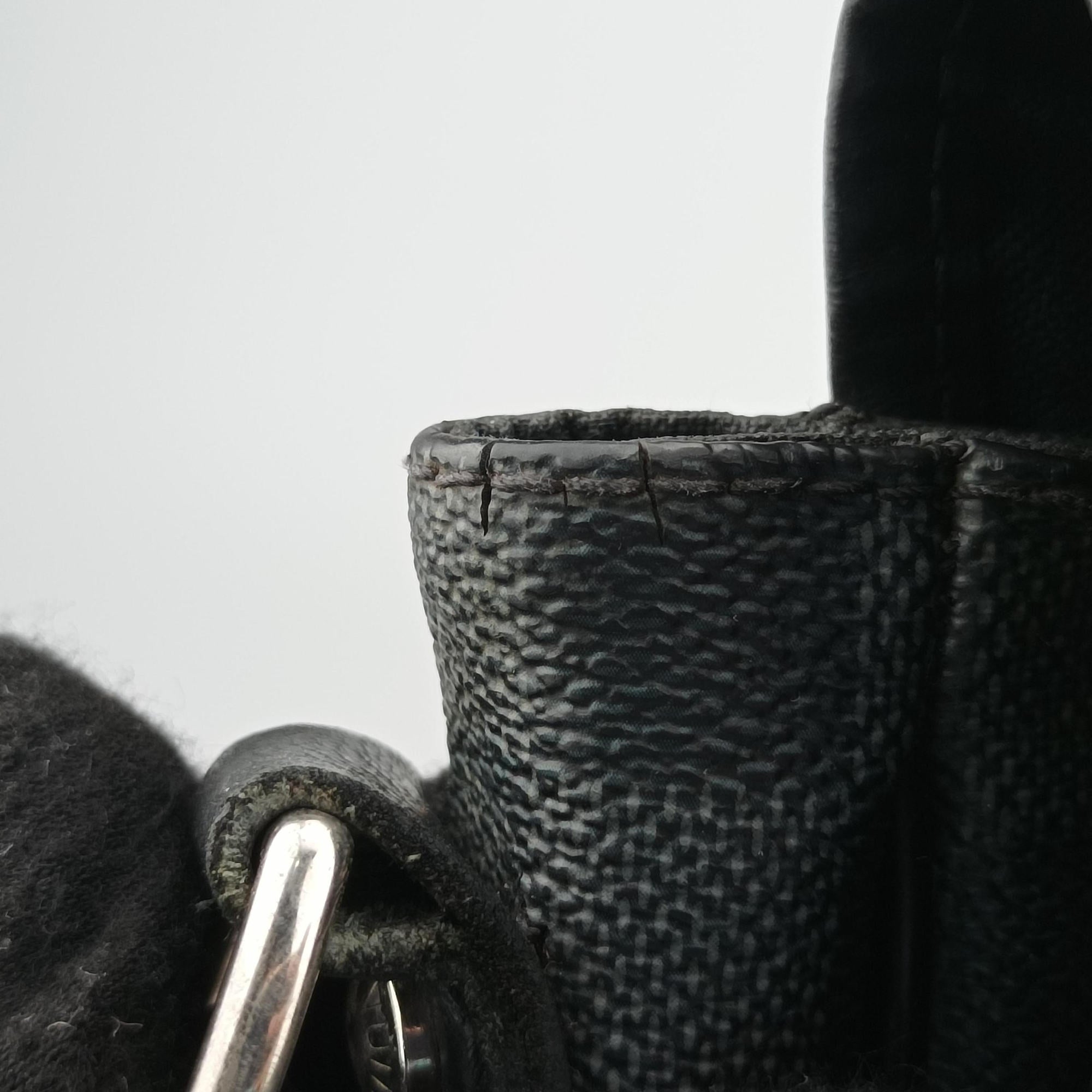 Pre-owned Louis Vuitton DANIEL MM Noir Damier GRAPHITE N58029 shoulderbag | stylenewstar