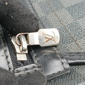 Pre-owned Louis Vuitton DANIEL MM Noir Damier GRAPHITE N58029 shoulderbag | stylenewstar