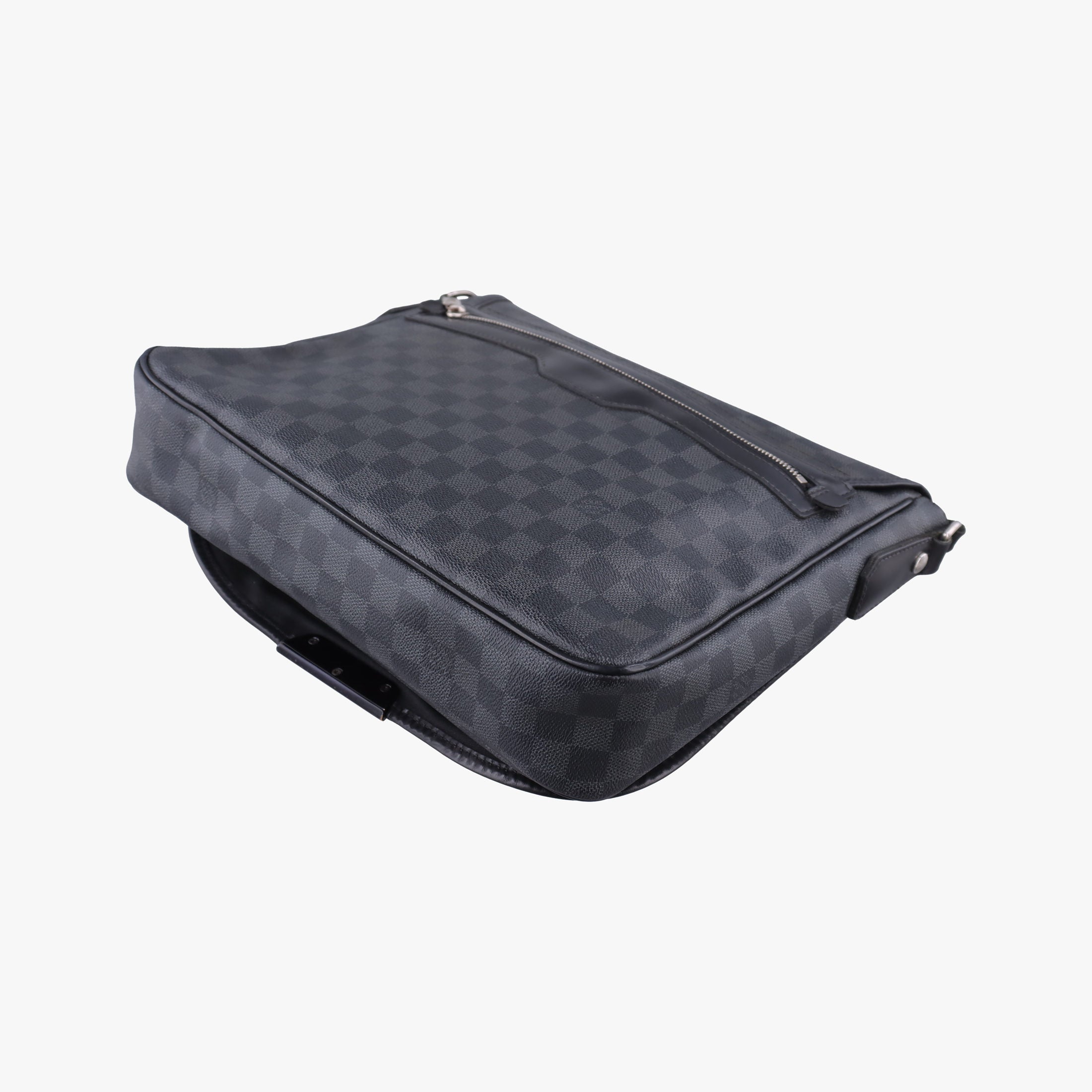 Pre-owned Louis Vuitton DANIEL MM Noir Damier GRAPHITE N58029 shoulderbag | stylenewstar