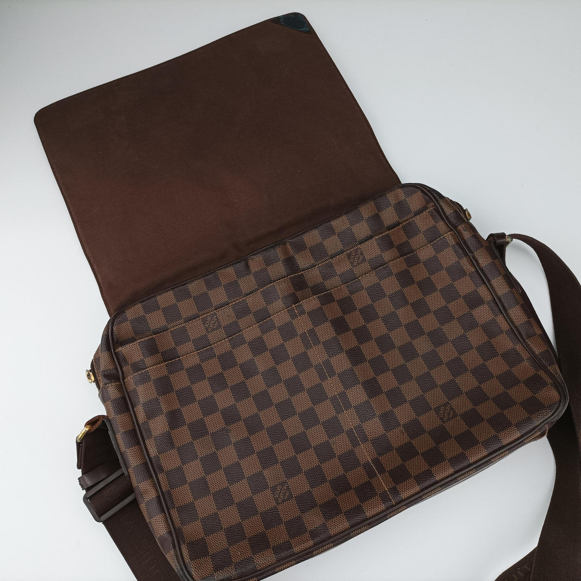 Pre-owned Louis Vuitton Abbesses EBENE Damier Canvas M45257 shoulderbag | stylenewstar