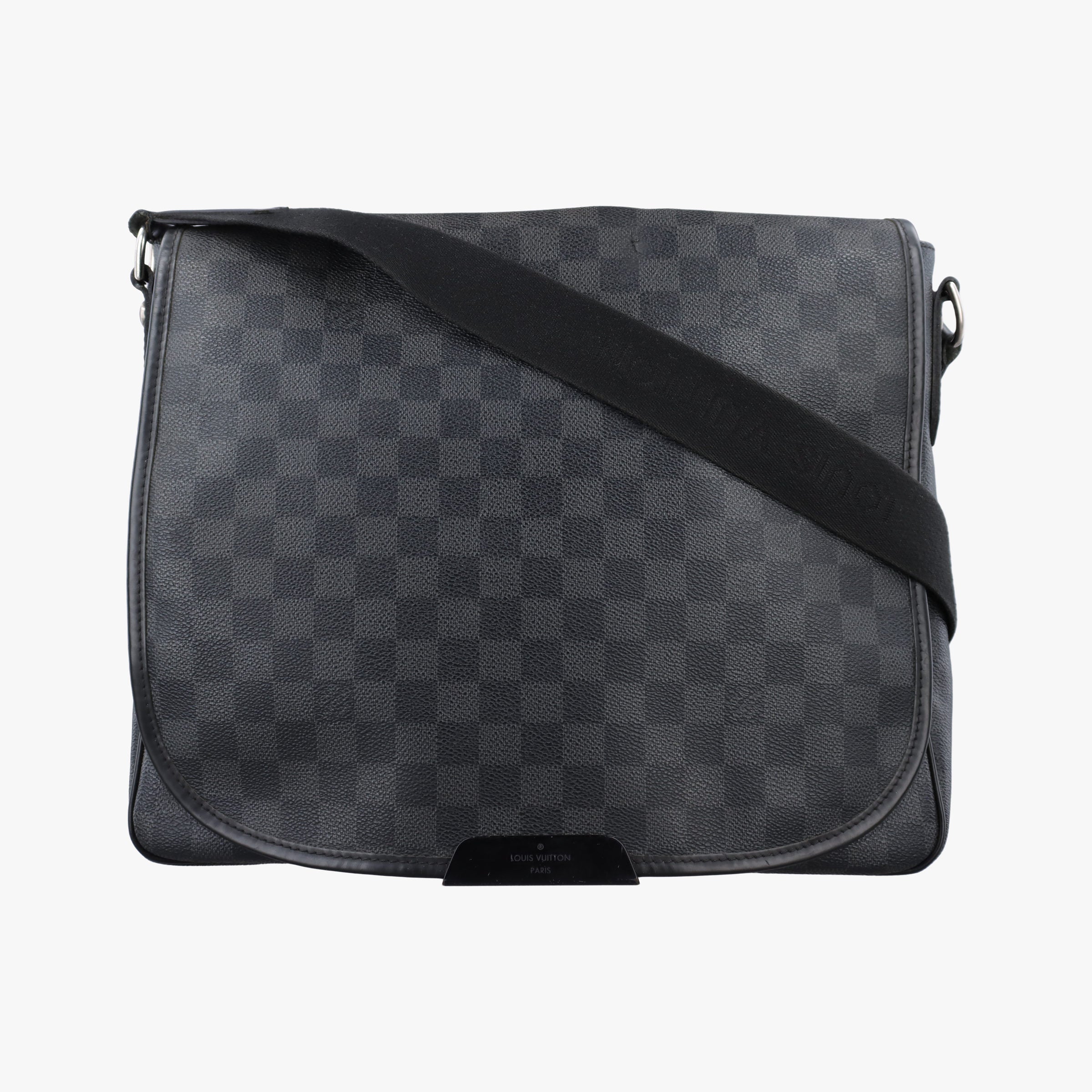 Secondhand Louis Vuitton DANIEL MM Noir Damier Graphite N58029 shoulderbag | stylenewstar