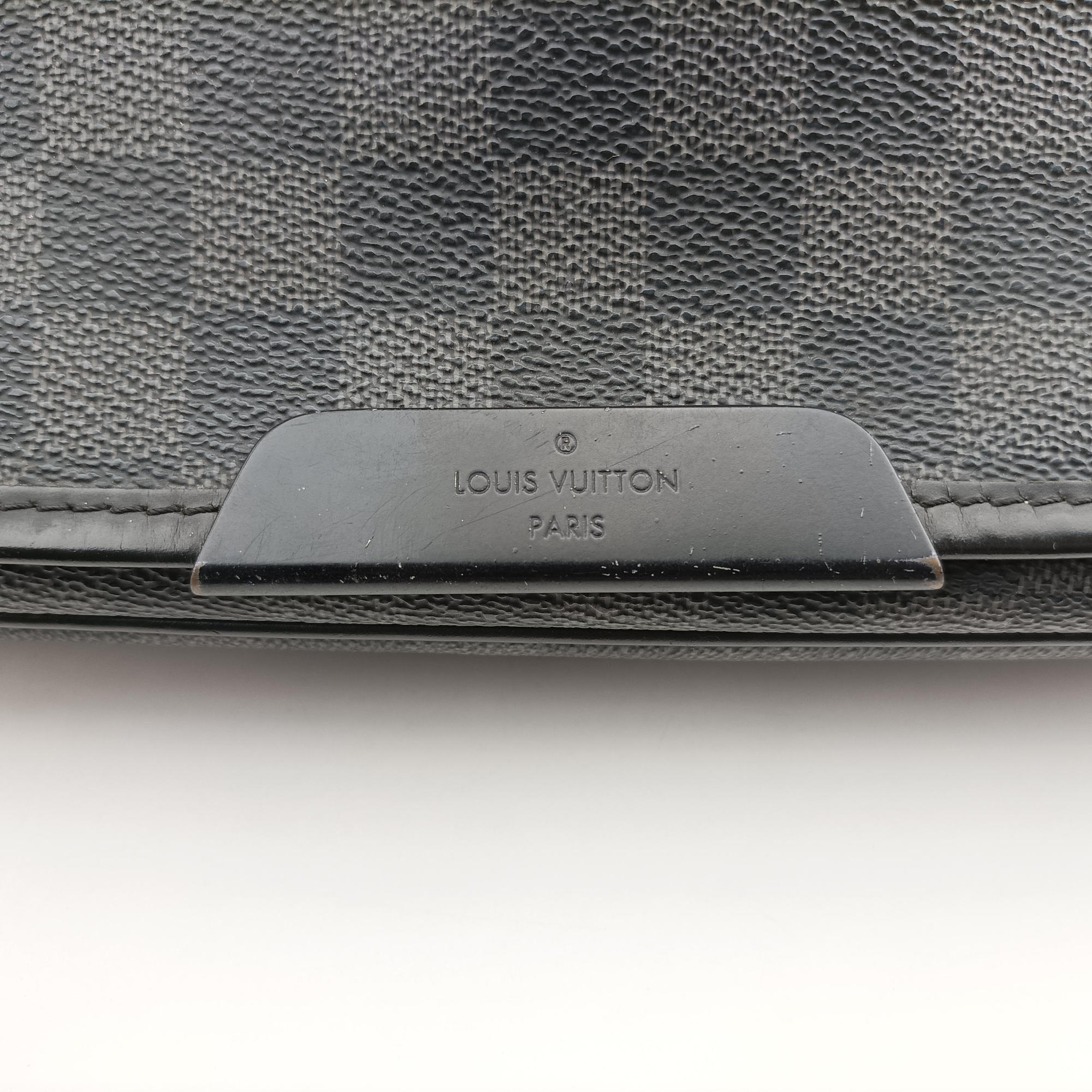 Secondhand Louis Vuitton DANIEL MM Noir Damier Graphite N58029 shoulderbag | stylenewstar