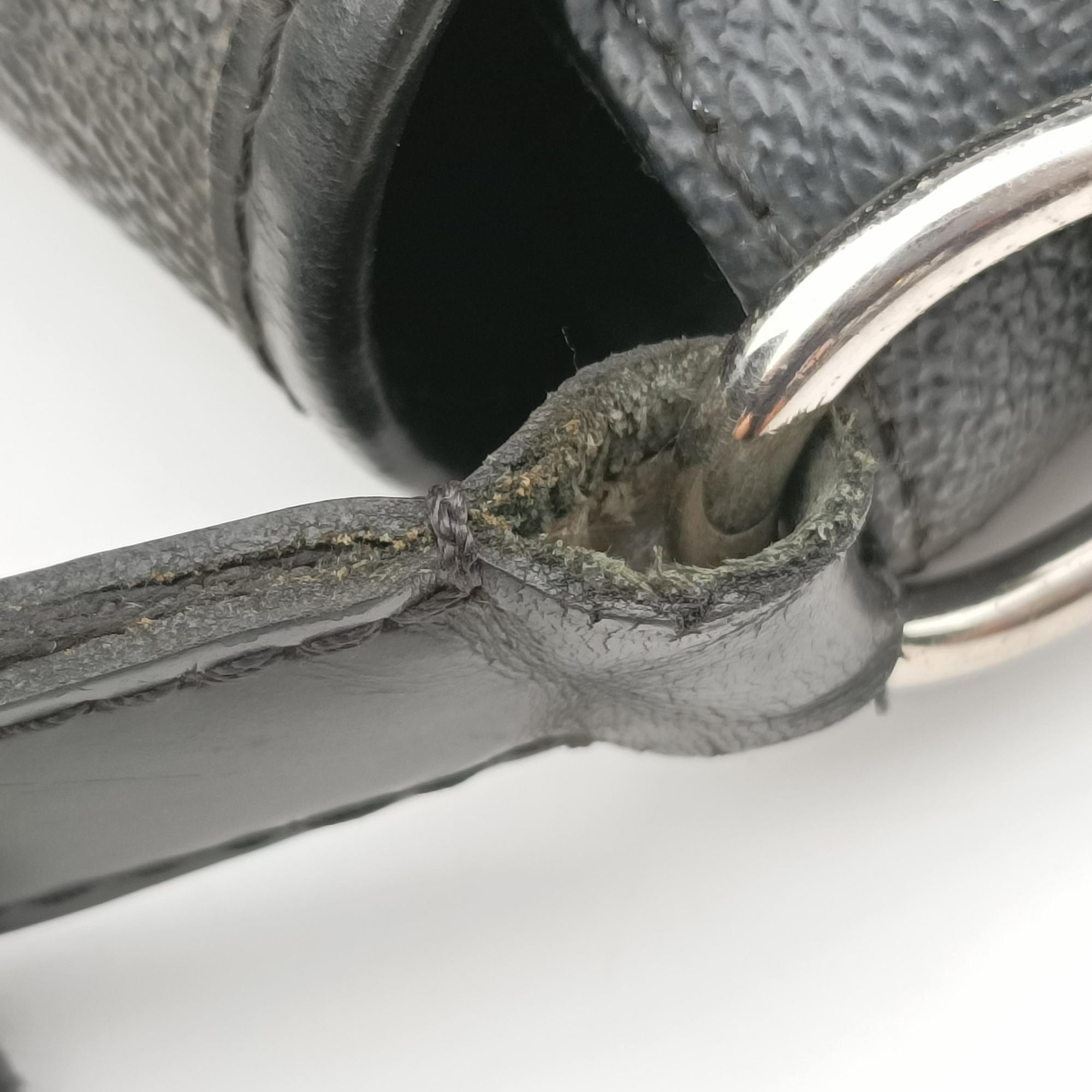 Secondhand Louis Vuitton DANIEL MM Noir Damier Graphite N58029 shoulderbag | stylenewstar