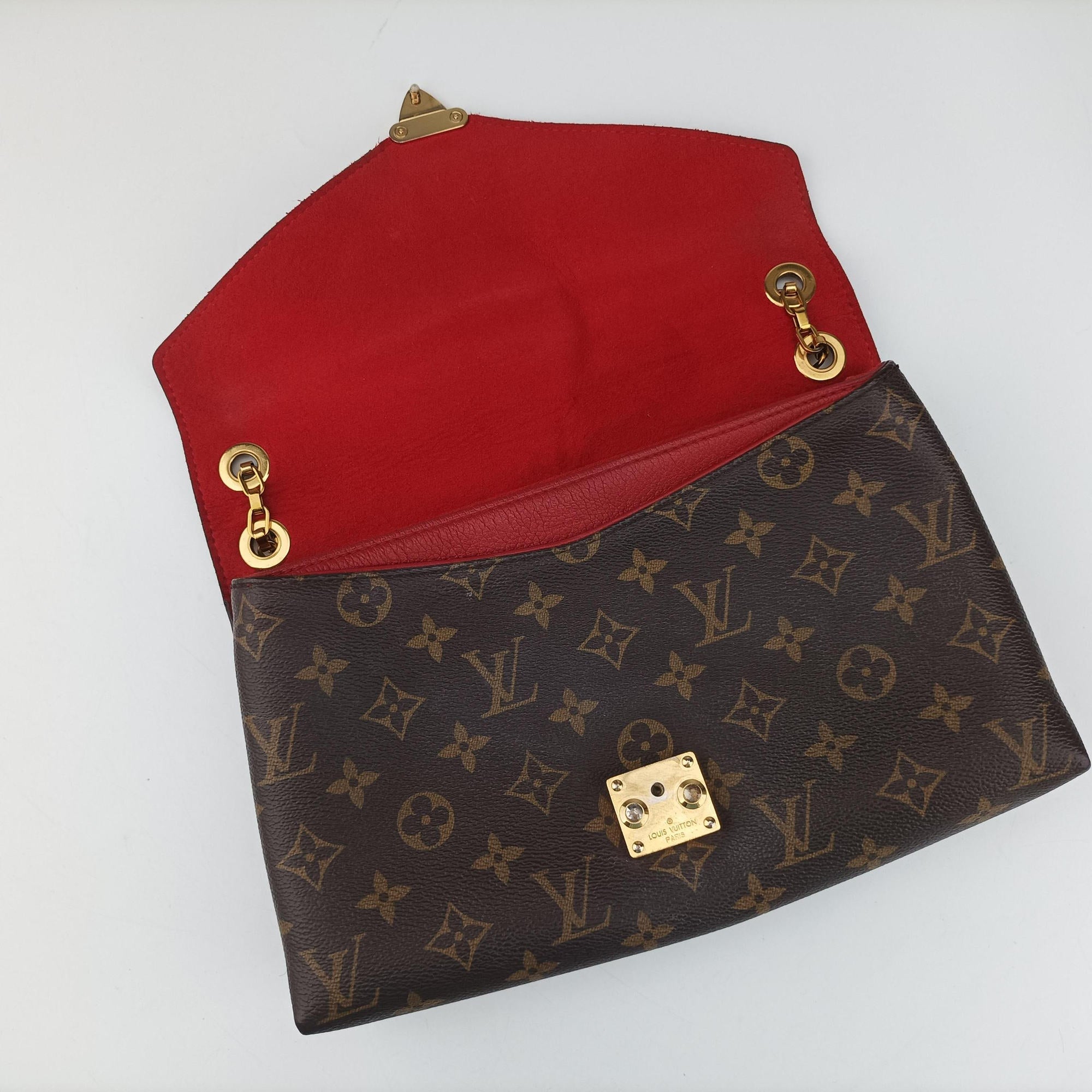 Pre-owned Louis Vuitton PALLAS Chain Brown×CERISE Monogram Canvas×calf leather M41201 shoulderbag | stylenewstar