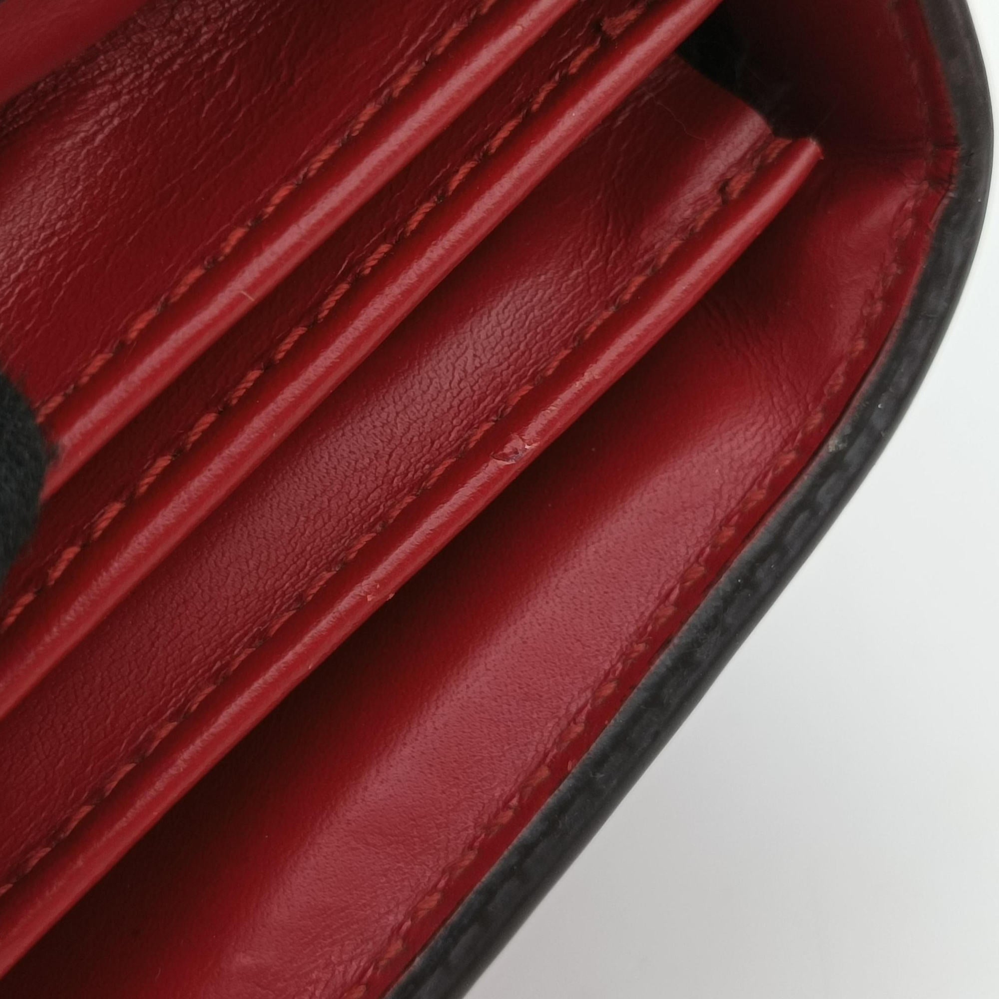 Pre-owned Gucci GG Marmont Red Leather 401232 shoulderbag | stylenewstar
