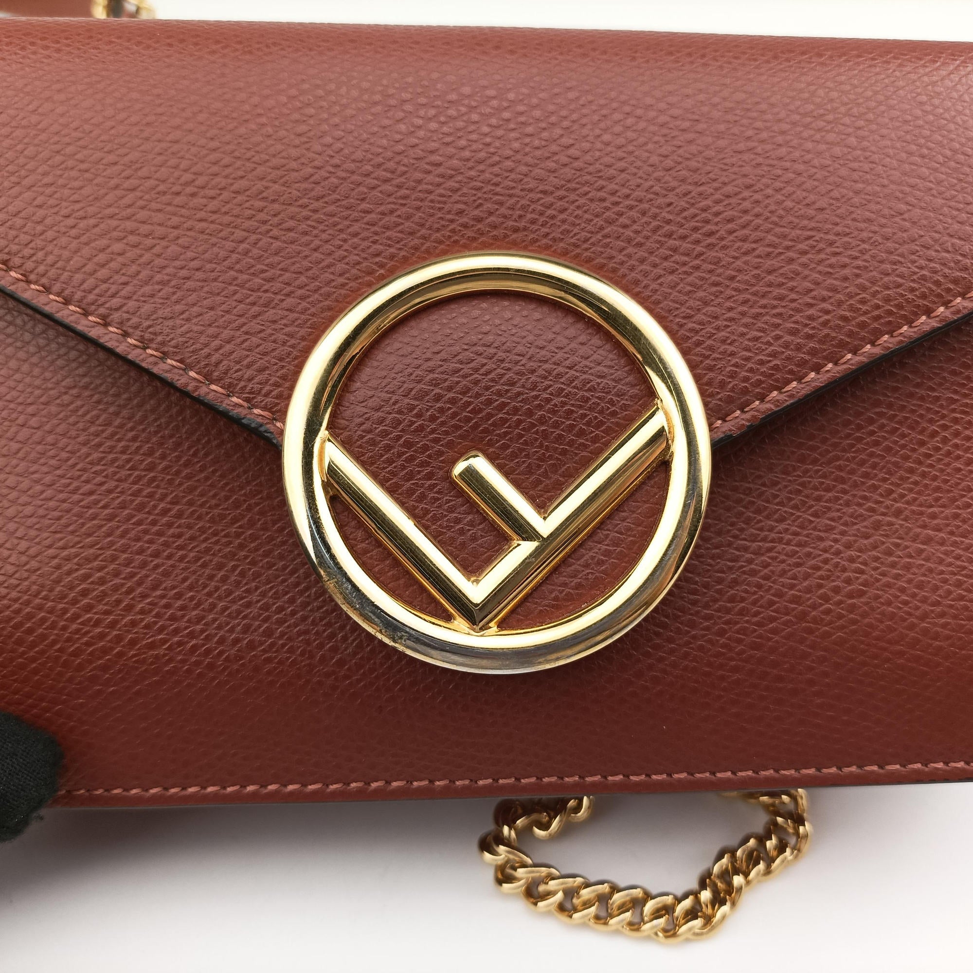 Pre-owned Fendi F is Brown Leather 8BM005 shoulderbag | stylenewstar